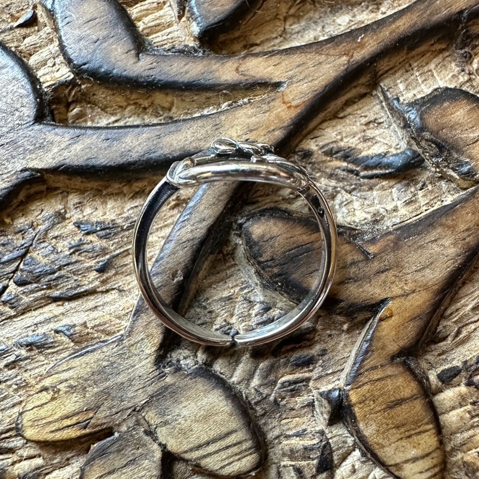 The Unbranded Brand Flower Circle Sterling Silver Toe Ring Size ONE SIZE - 4 Thumbnail