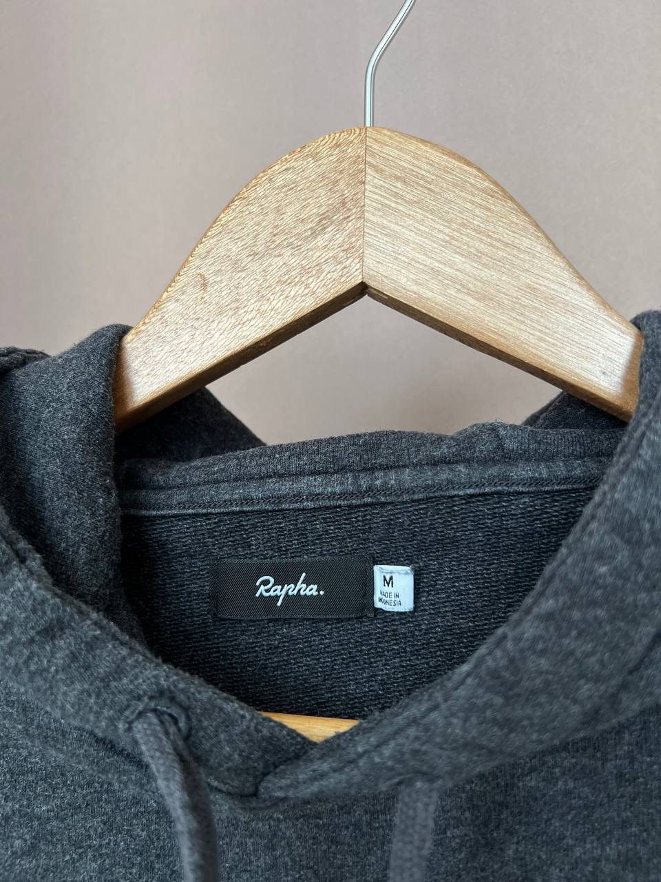 Rapha Rapha Big Logo Hoodie Mens Size M Embroidered Sweater Size US M / EU 48-50 / 2 - 11 Thumbnail