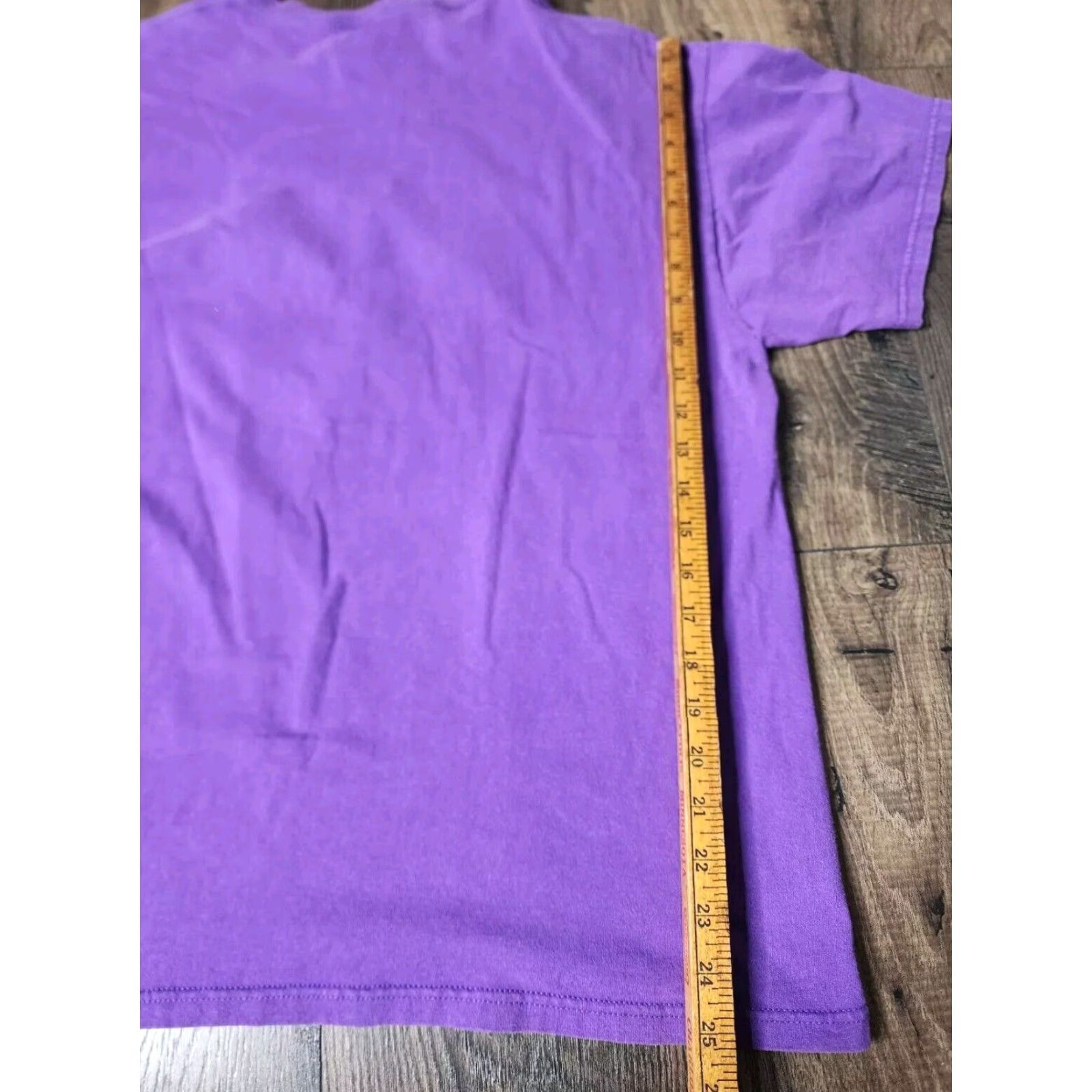 Vintage VINTAGE 90s American Vintage Purple Embroidered T-Shirt XL Mens New Orleans French Quarter Streetwear Size US XL / EU 56 / 4 - 2 Thumbnail