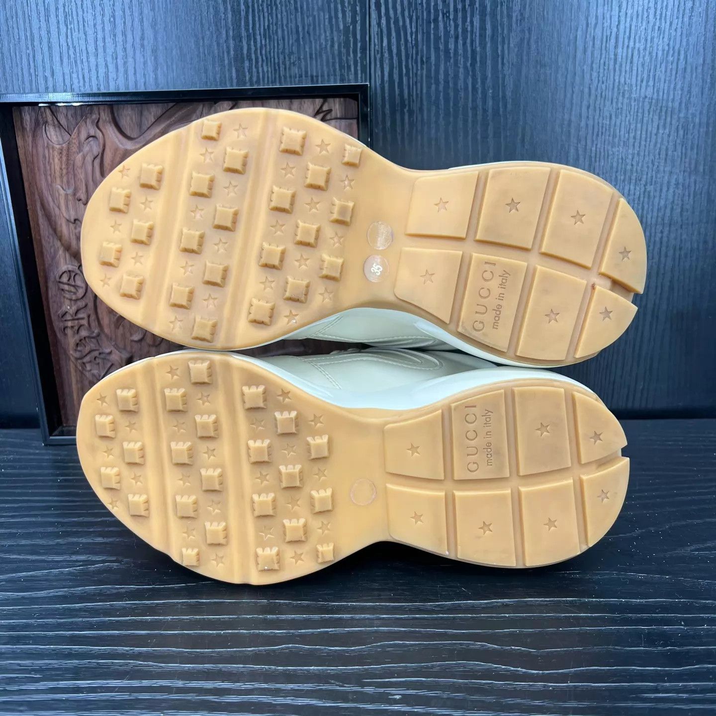 Gucci Gucci Rhyton 25 Women's 35 Near New With Box & Acc Size US 4.5 / IT 34.5 - 6 Thumbnail