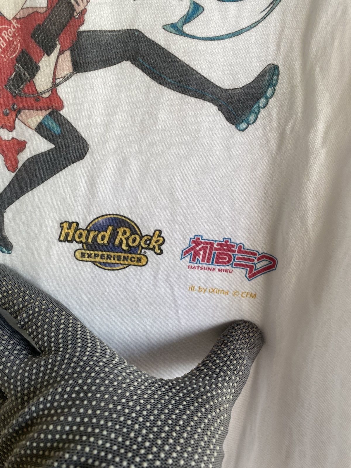 Hard Rock Cafe Vintage Hard Rock Experience x Hatsune Miku Collaboration Size US M / EU 48-50 / 2 - 6 Thumbnail