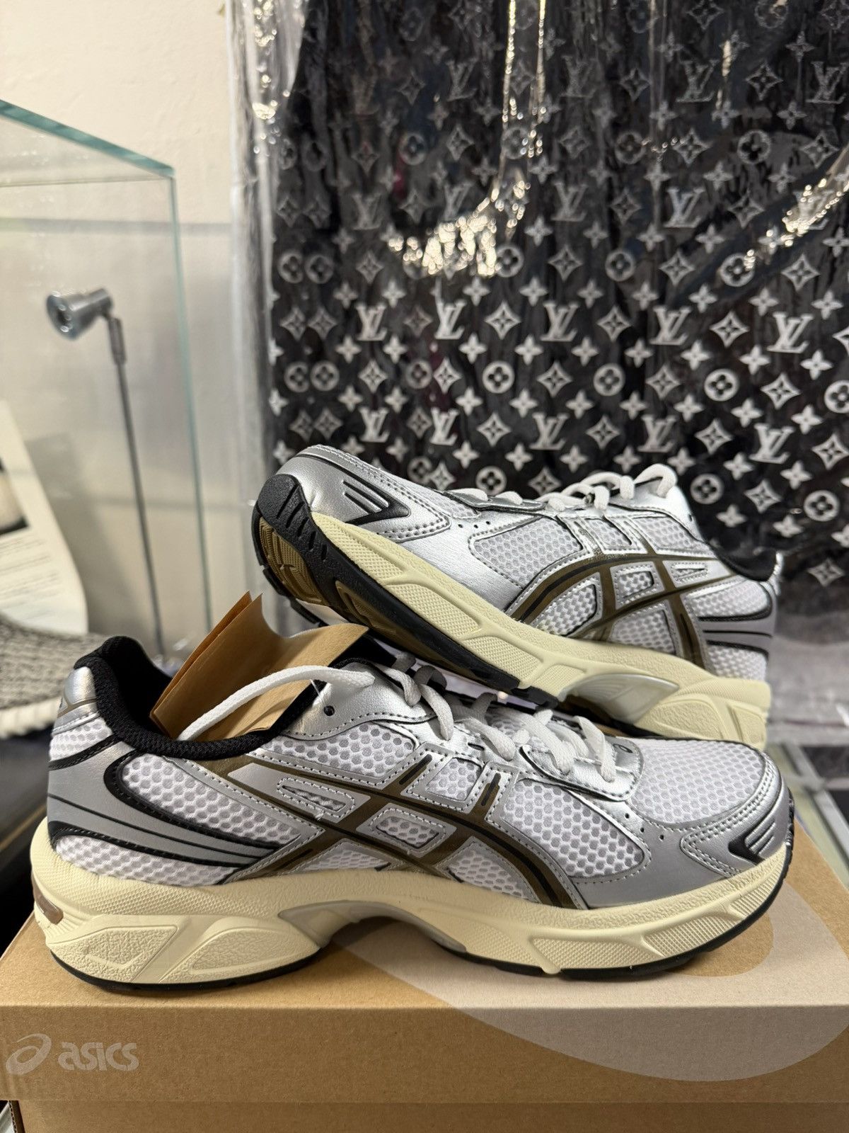 Asics Asics Gell-1130 Clay Canyon Size US 9 / EU 42 - 2 Thumbnail