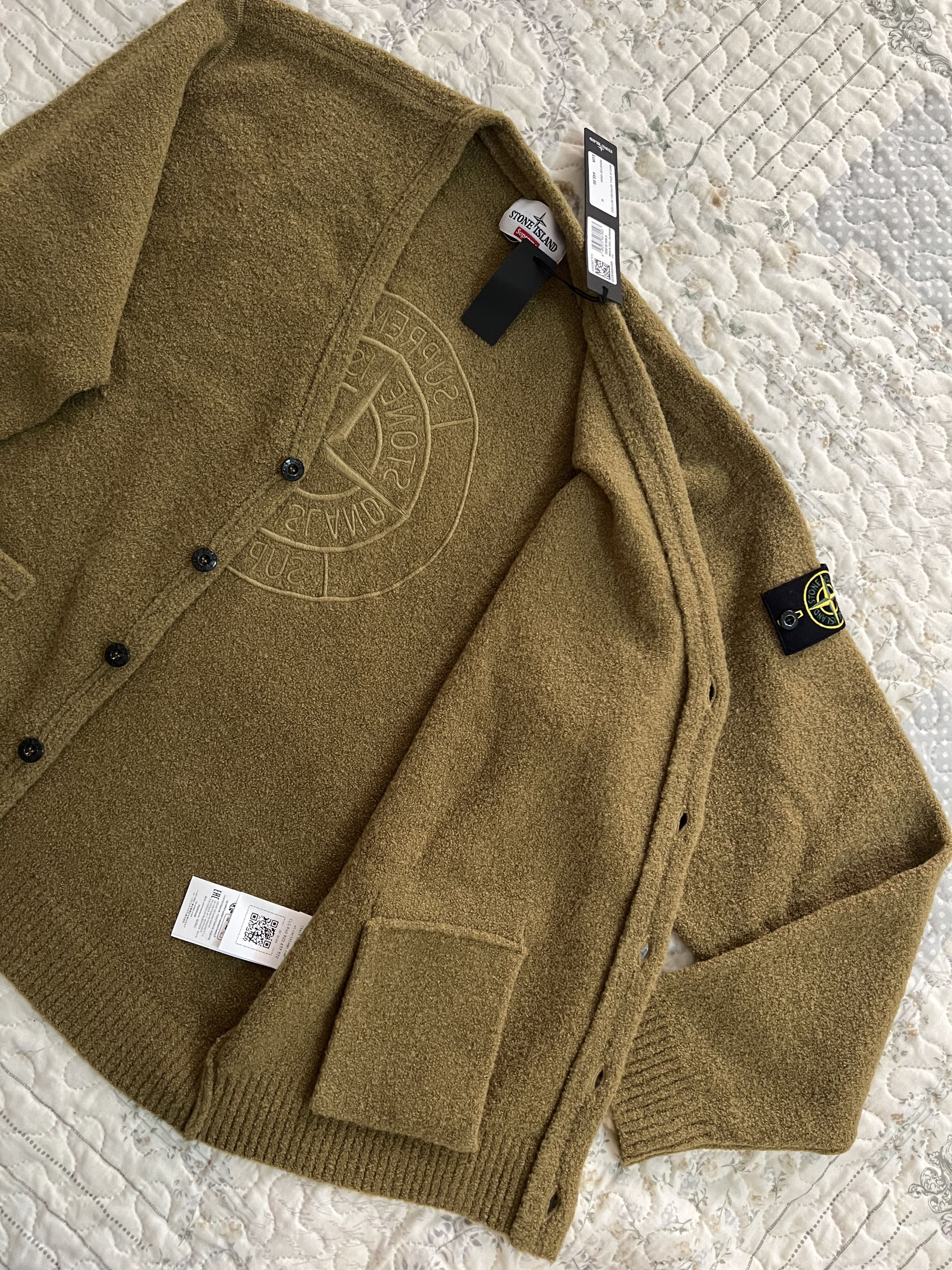 Stone Island × Supreme Supreme Stone Island Bouclé Cardigan olive M Size US M / EU 48-50 / 2 - 9 Thumbnail