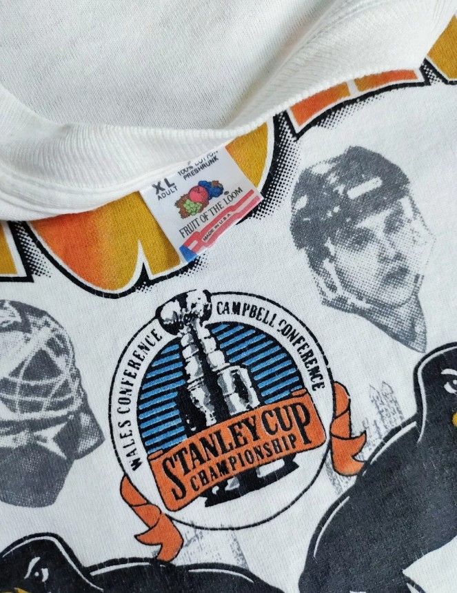 Fruit Of The Loom × Vintage Vintage Pittsburgh Penguins 1992 Champions Players t-shirt Size US XL / EU 56 / 4 - 6 Thumbnail