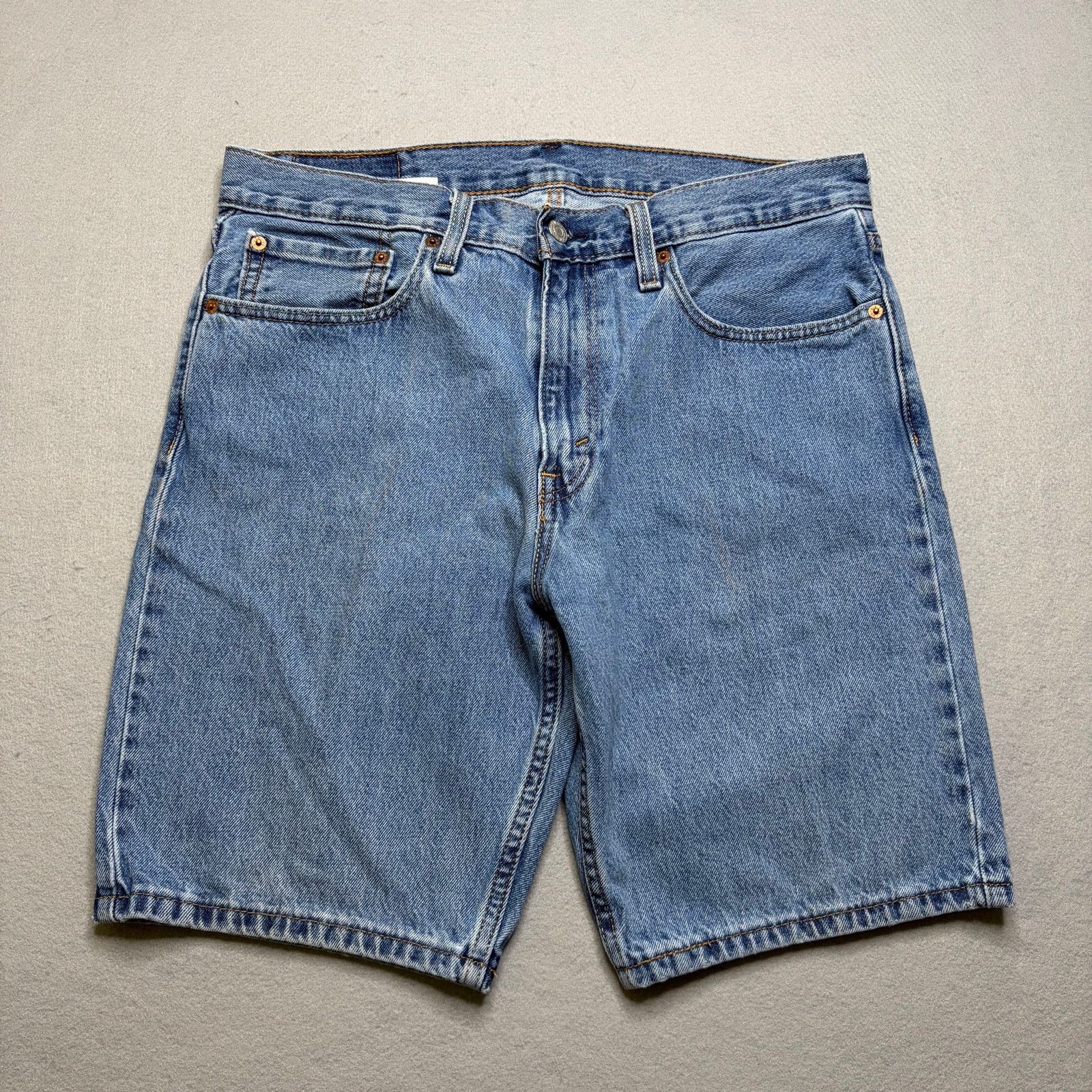 Levi's Levi’s 405 Denim Shorts Men’s W34 Regular Fit Jean Shorts Size US 34 / EU 50 - 13 Thumbnail