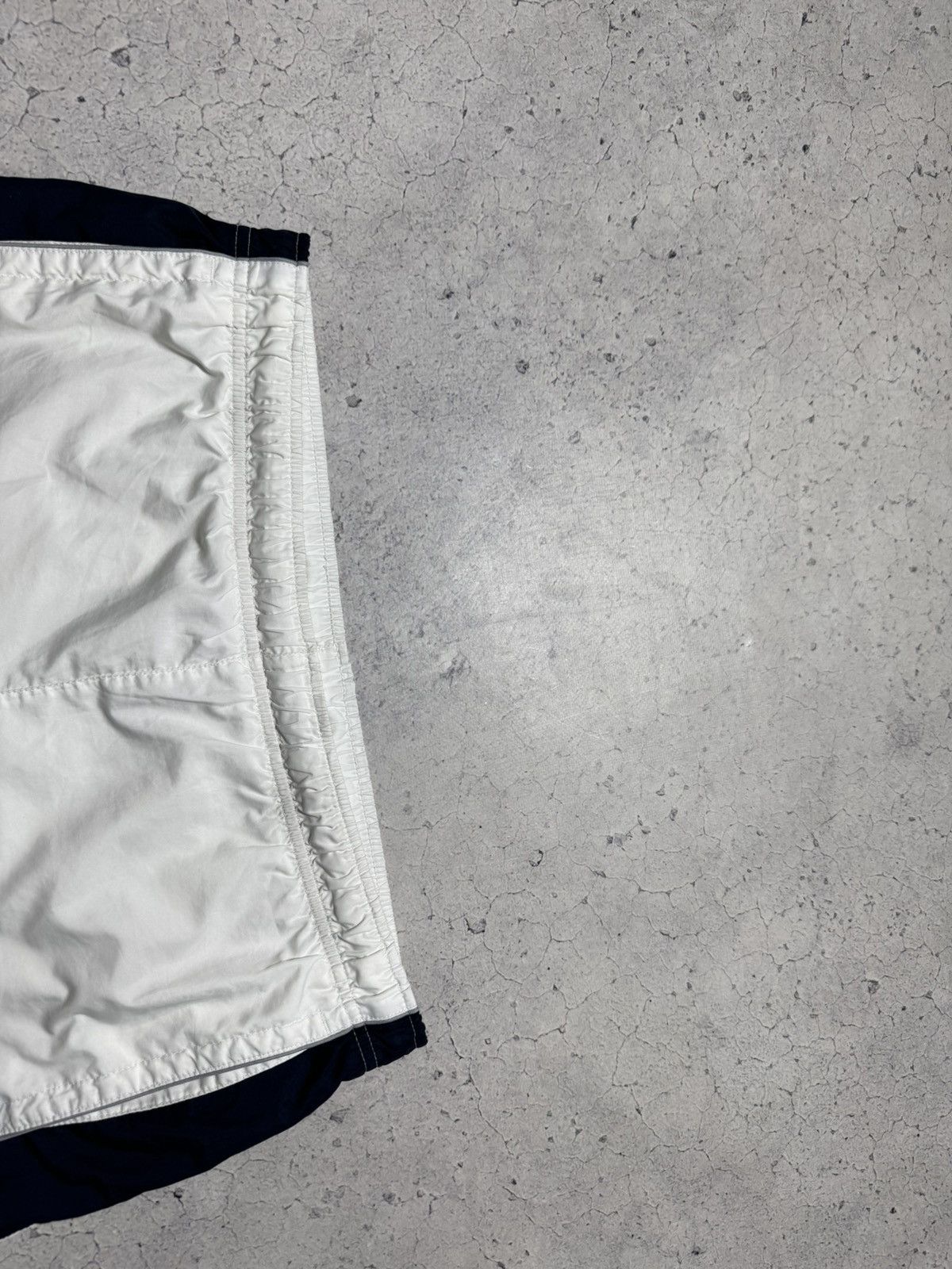 Nike Nike Vintage Nylon Shorts Drill Swoosh White Size US 36 / EU 52 - 3 Thumbnail