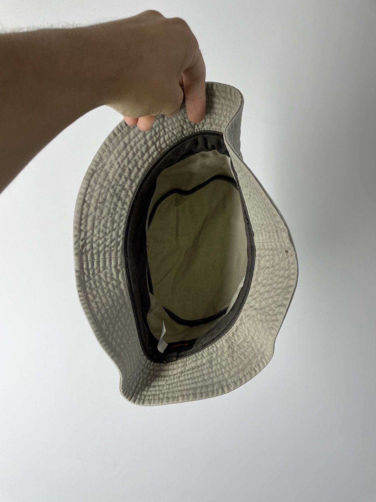 Nike Vntage nike bucket hat painted Size ONE SIZE - 6 Thumbnail