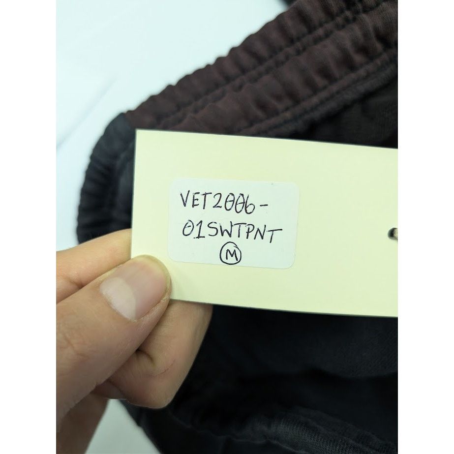 Vetements o1rshd1 Sweatpants & Joggers in Black/Burgundy Size US 32 / EU 48 - 23 Thumbnail