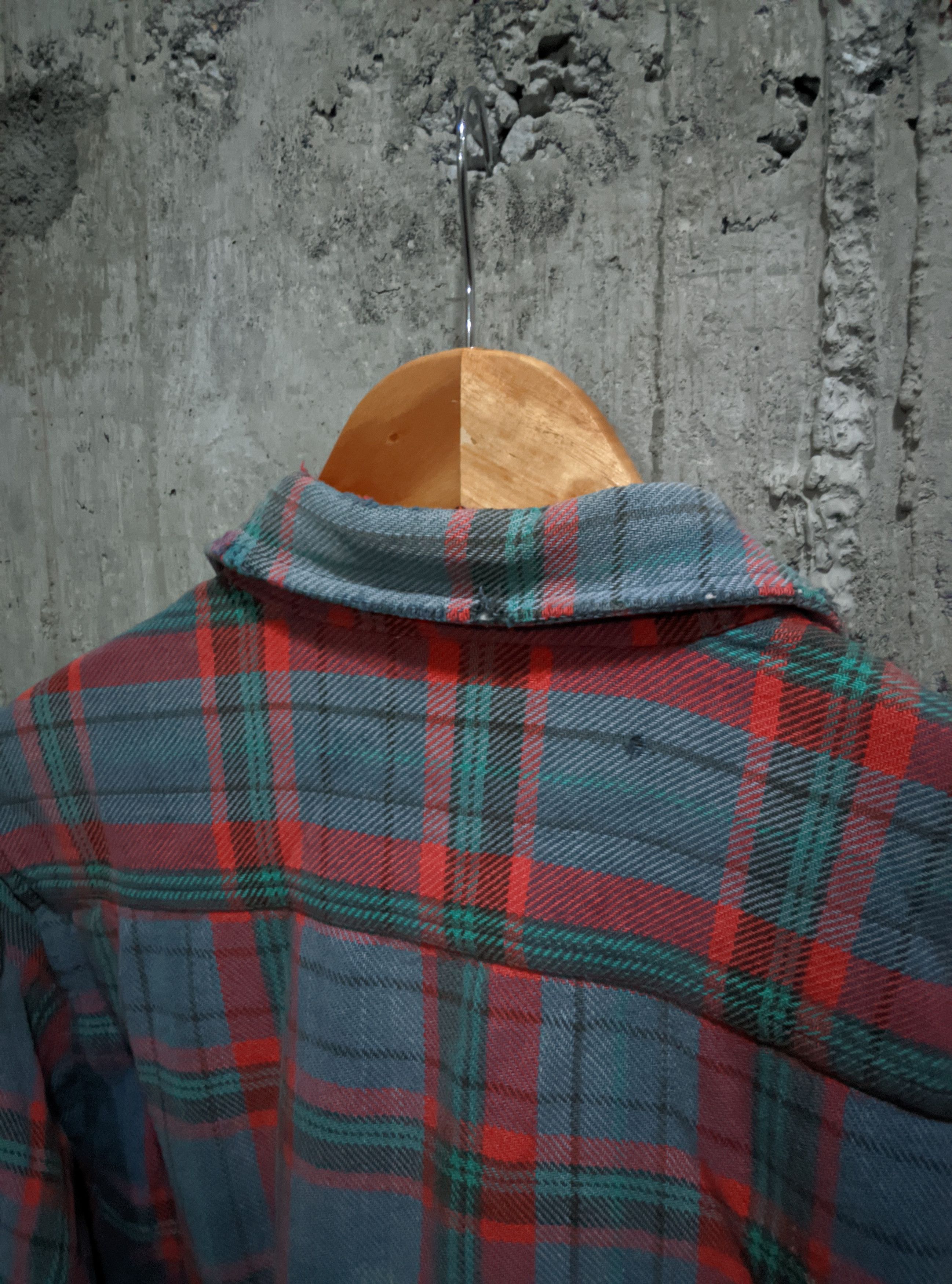 Vintage Vintage 70s thrashed flannel distressed sun faded erd Size US M / EU 48-50 / 2 - 6 Thumbnail