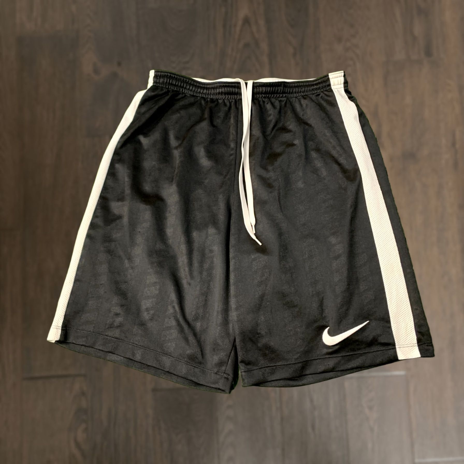 Nike Nike Dri-Fit Academy Football Shorts Men S Black and White 2017 Nike Academy Short Size US 29 - 1 Thumbnail