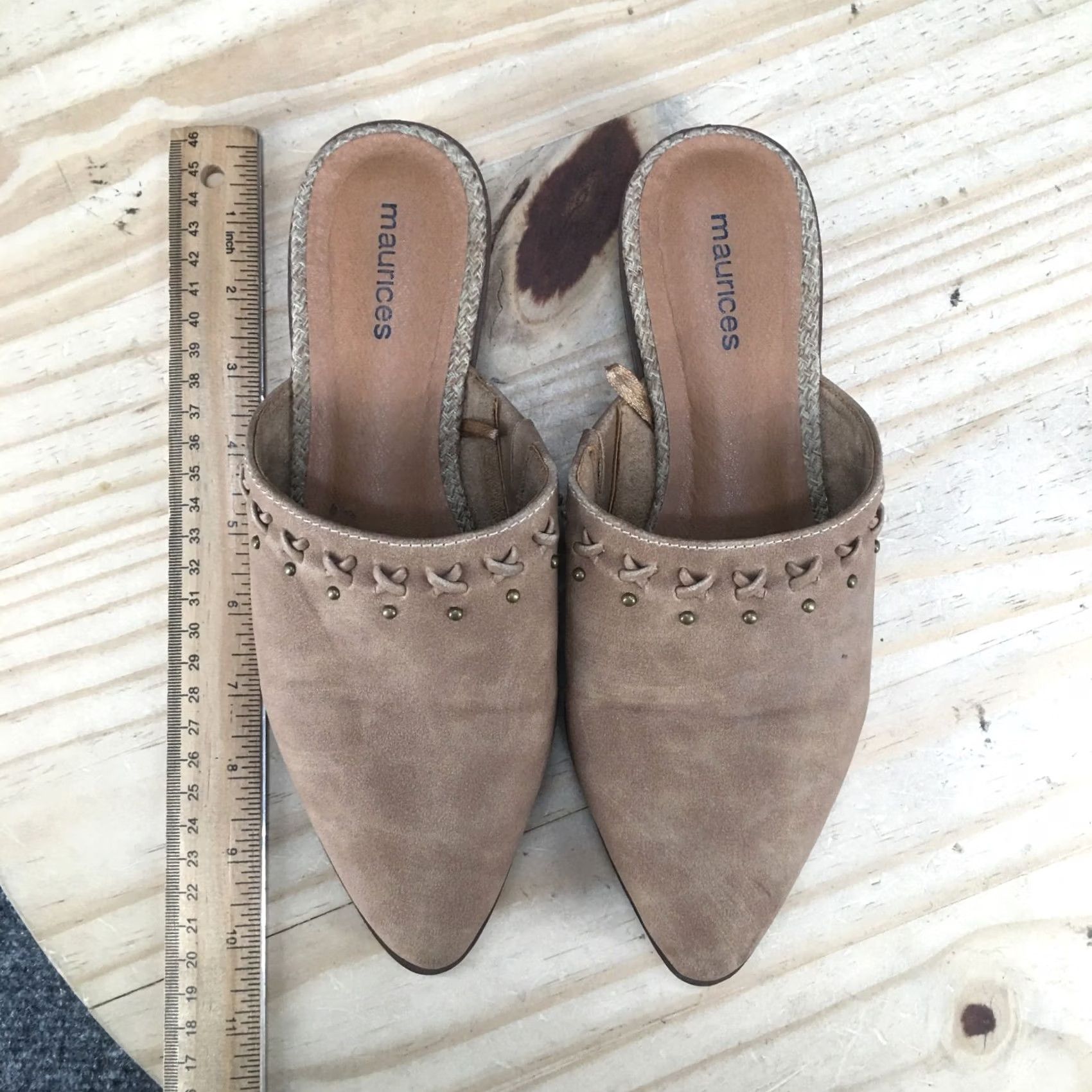 Vintage Maurices Sandals Womens 7 M Studded Mule Flats Beige Faux Leather Slip On Sandals Size US 7 / IT 37 - 7 Thumbnail
