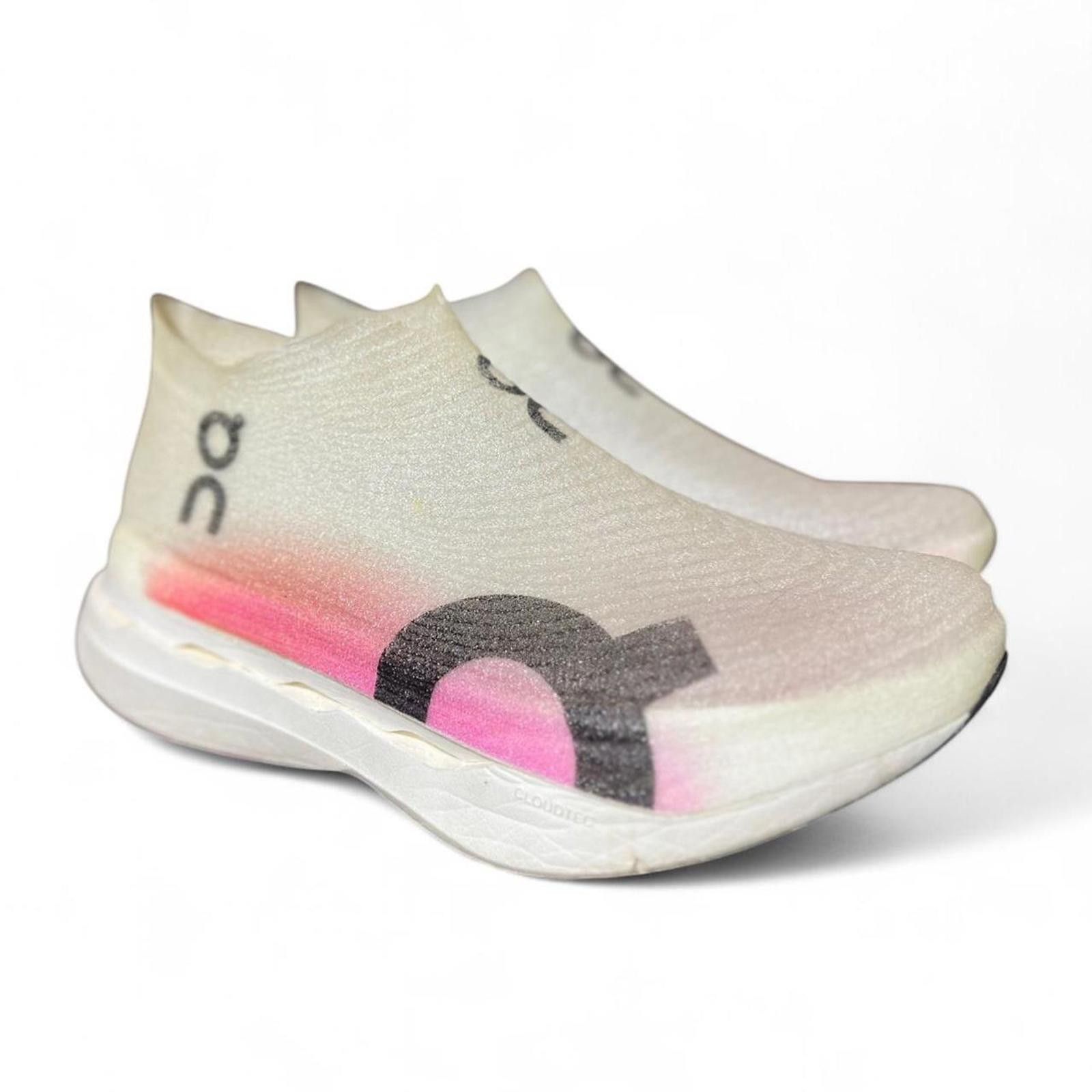 Other On Cloudboom Strike LS Size US 10.5 / IT 40.5 - 2 Thumbnail