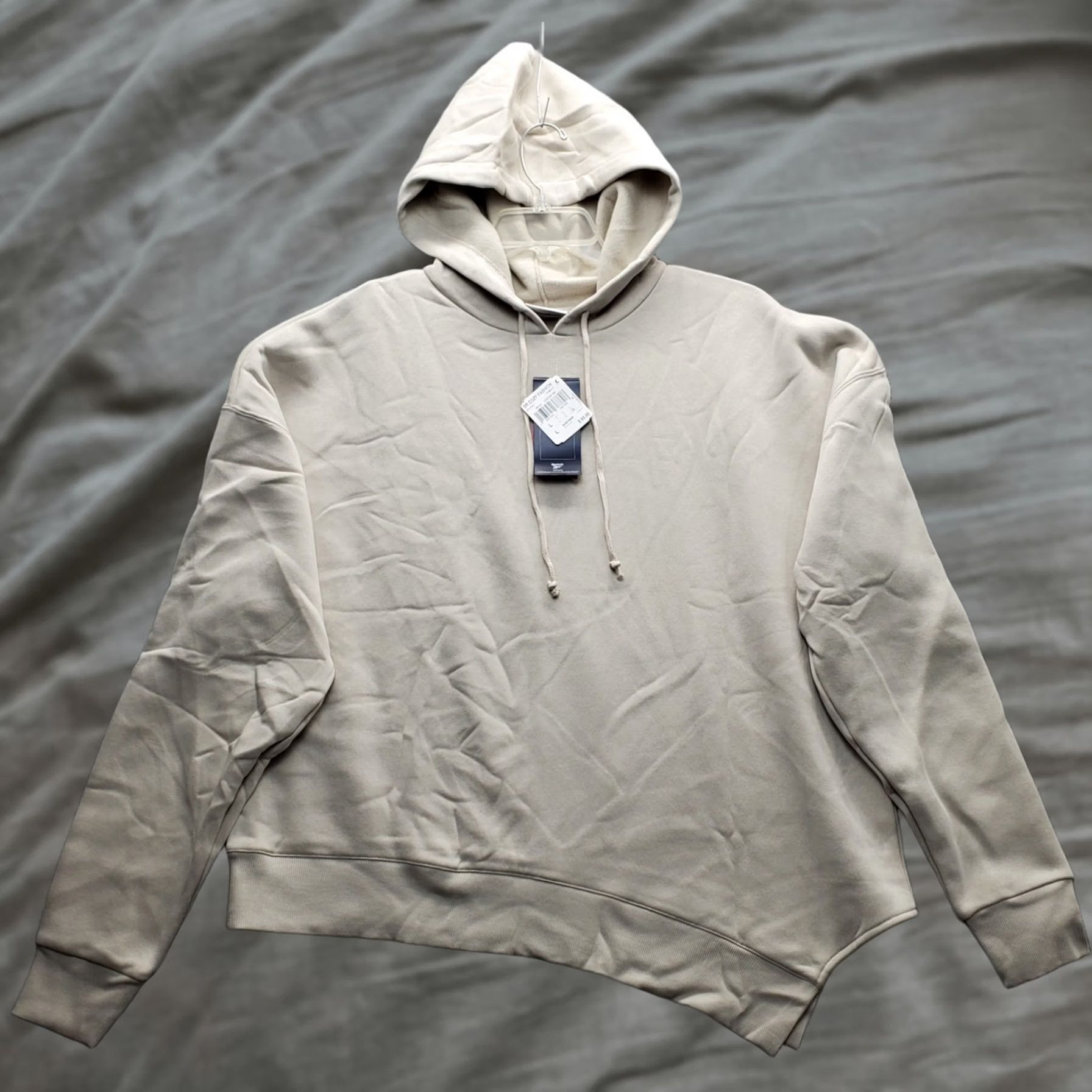 Reebok Reebok Hoodie Womens L Tan Studio Cozy Fashion Fleece Lined Raglan Sleeve Womens Size L Tan Pattern: Solid 55 in Chest NWT Mens Womens Girls Boys Size L / US 10 / IT 46 - 1 Thumbnail