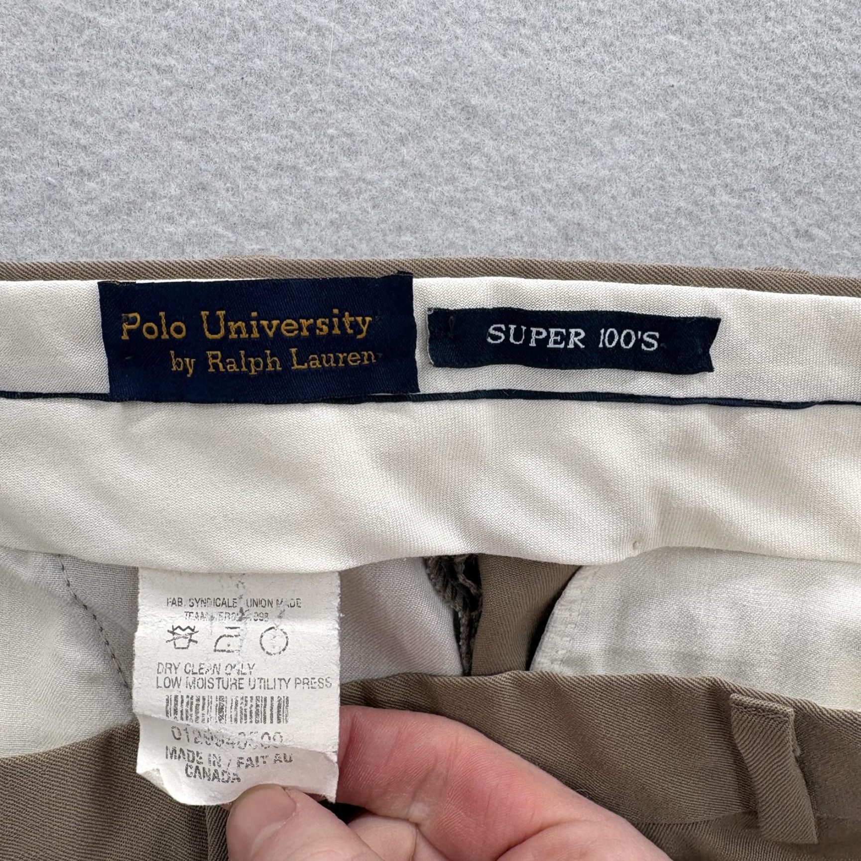 Ralph Lauren VINTAGE Polo University Ralph Lauren Dress Pants Mens 36x28 Wool Pleated Cuffed Beige 90s Boy Mens Pants Size US M / EU 48-50 / 2 - 4 Thumbnail