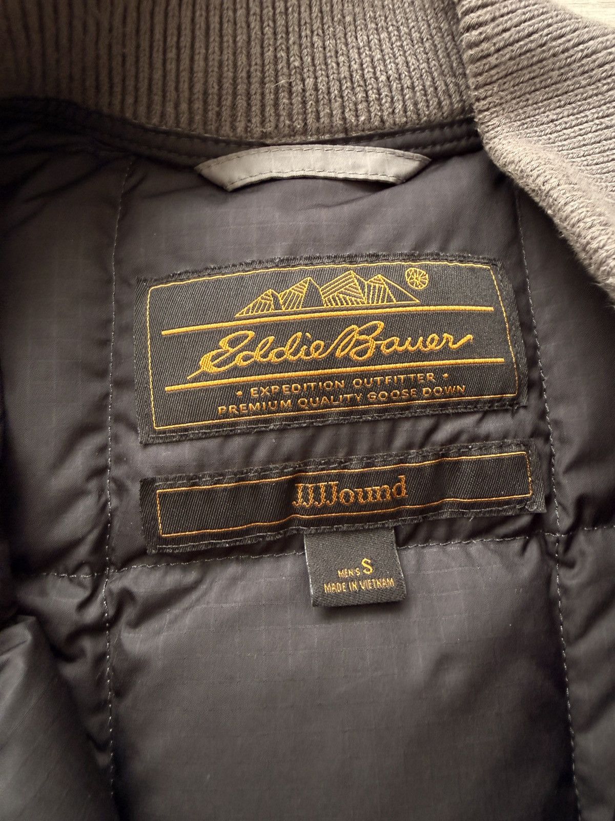 Eddie Bauer × JJJJound Jjjjound x Eddie Bauer 2023 Down Vest Jacket Cinder Gray Size US S / EU 44-46 / 1 - 5 Thumbnail