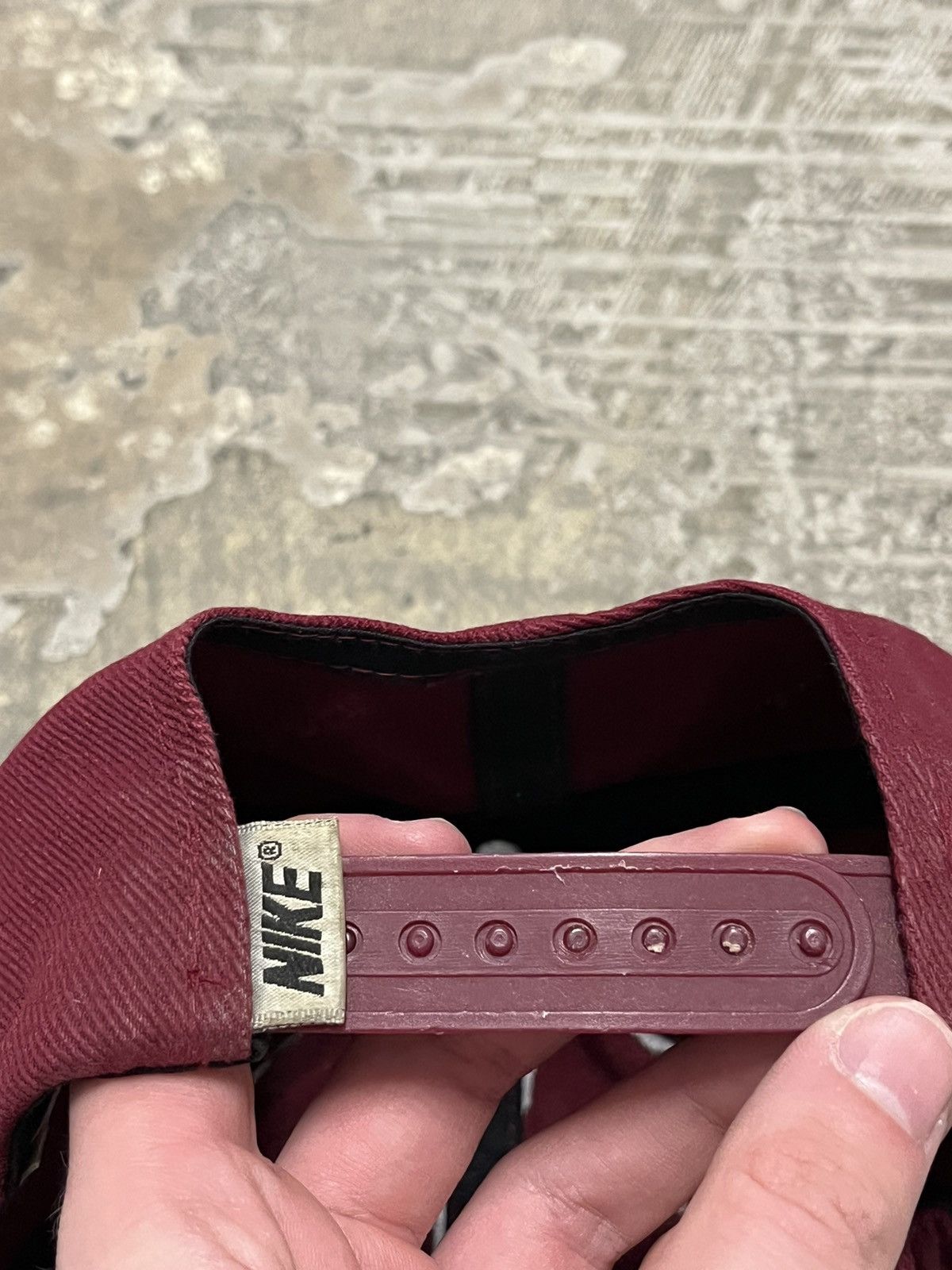 Nike × Vintage Nike 90s vintage burgundy red hat streetwear hype swoosh Size ONE SIZE - 5 Thumbnail