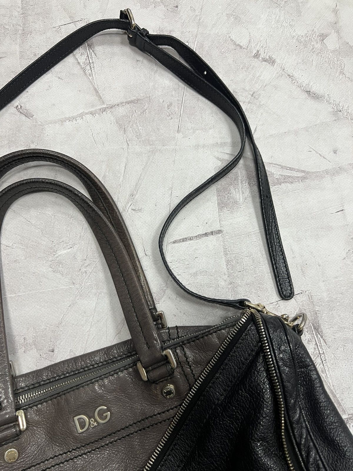 Designer × Dolce & Gabbana × Vintage Dolce & Gabbana Vilma Black Leather Handbag Size ONE SIZE - 5 Thumbnail