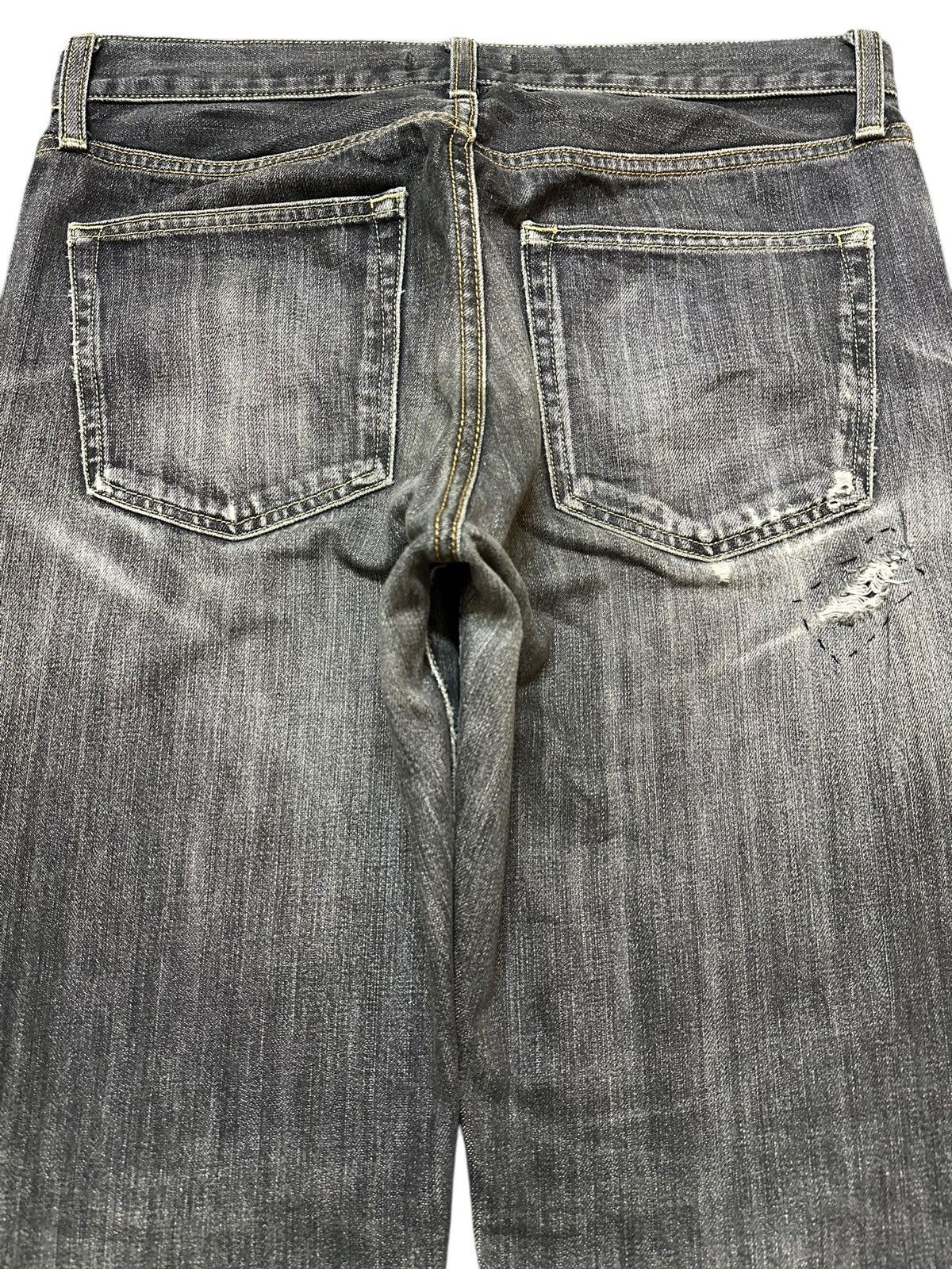 Uniqlo Vintage Japanese Uniqlo Faded Wash Style Baggy Jeans Size US 32 / EU 48 - 5 Thumbnail