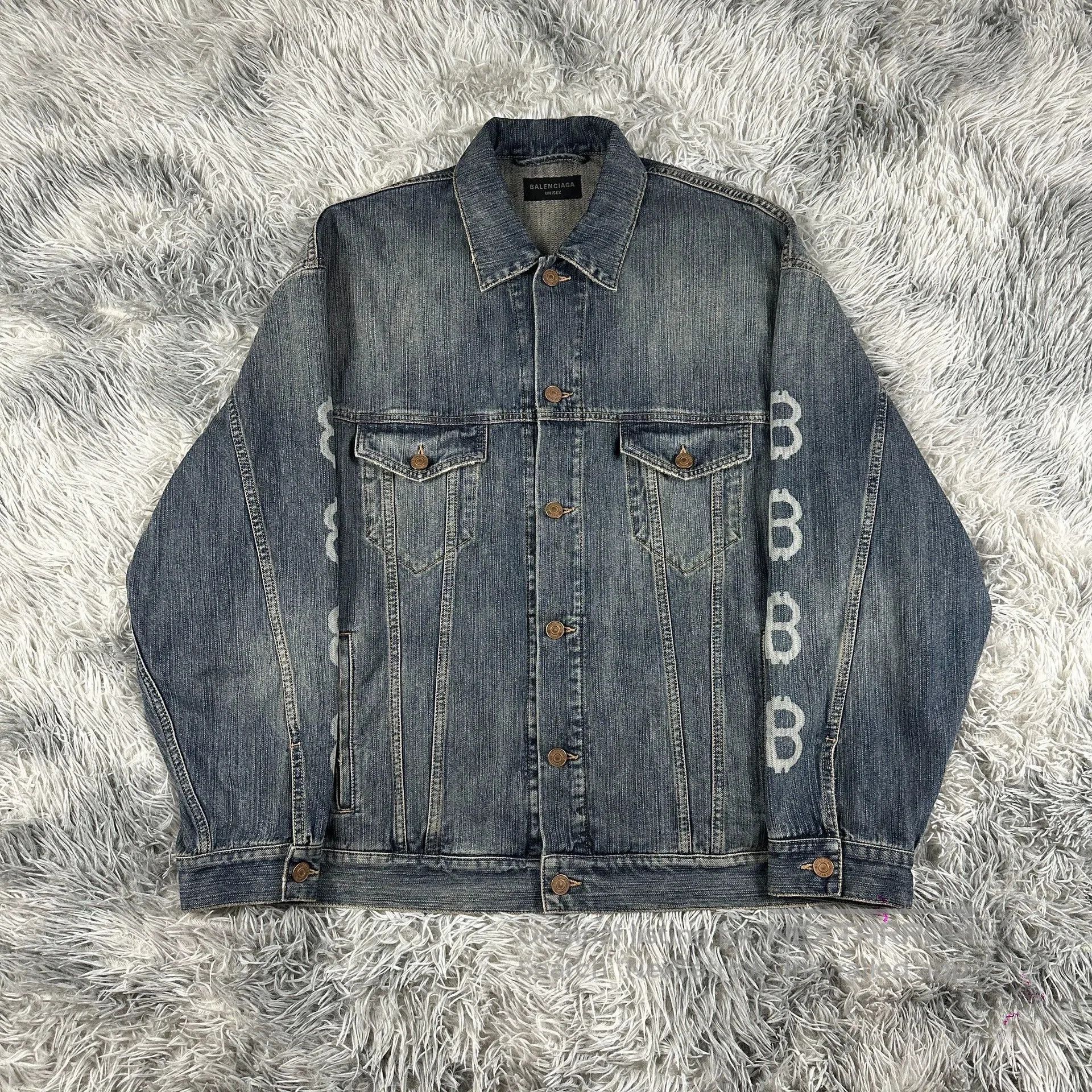 Balenciaga balenciaga double b logo denim jacket. Size US M / EU 48-50 / 2 - 1 Thumbnail