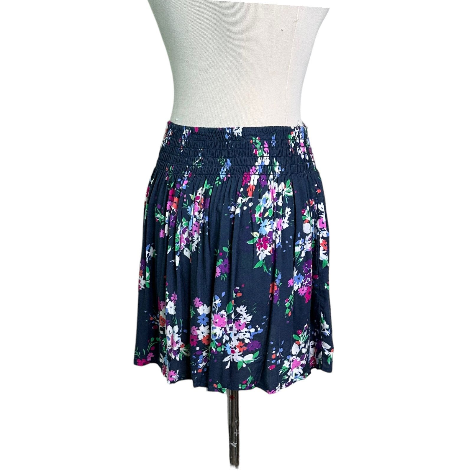 Express Express blue floral pull on pleated mini skirt size XS Size 28" / US 6 / IT 42 - 11 Thumbnail