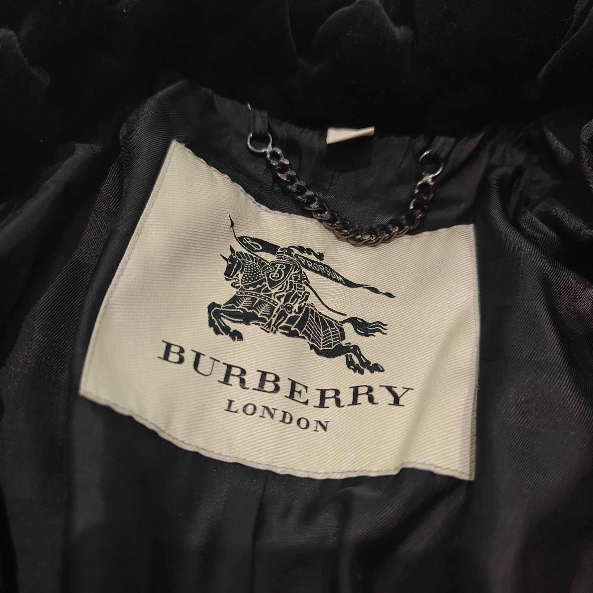 Burberry Burberry 99 New down jacket M Size M / US 6-8 / IT 42-44 - 3 Thumbnail
