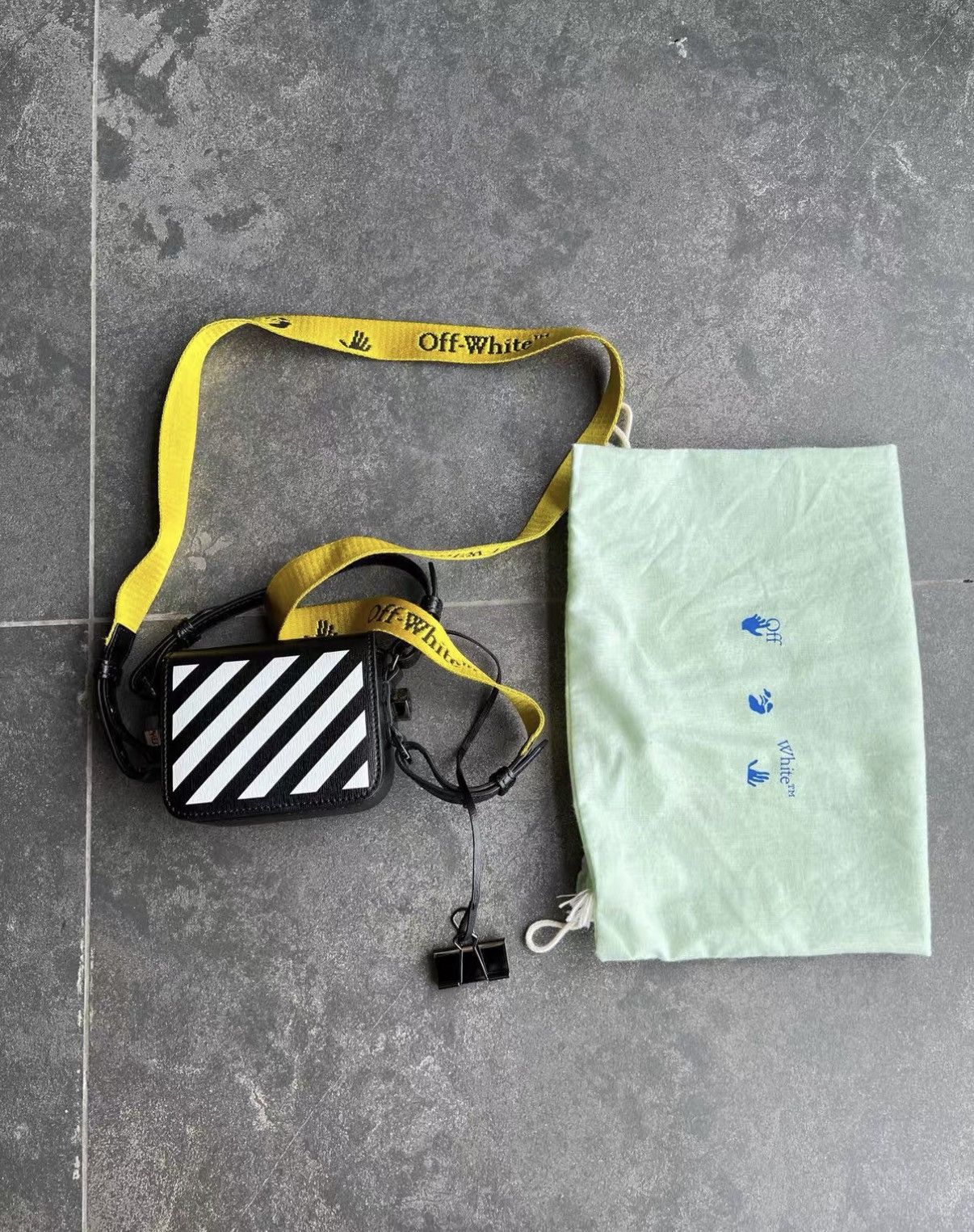 Off-White Off-White Black & White Striped Handbag & Shoulder Bag J42 Size ONE SIZE - 1 Thumbnail