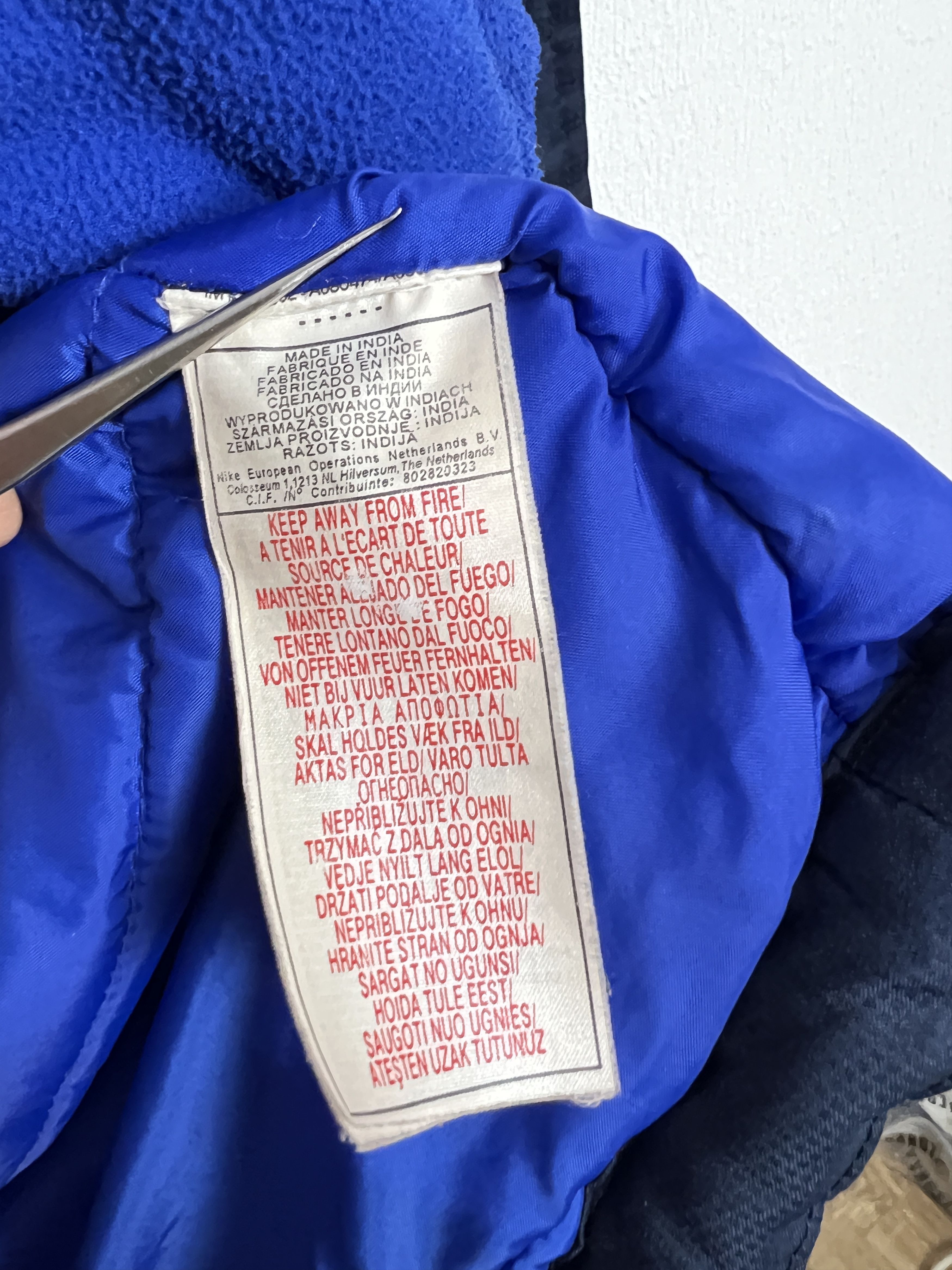Nike Vintage Nike Manchester United Football Padded Jacket Soccer Size US S / EU 44-46 / 1 - 10 Thumbnail