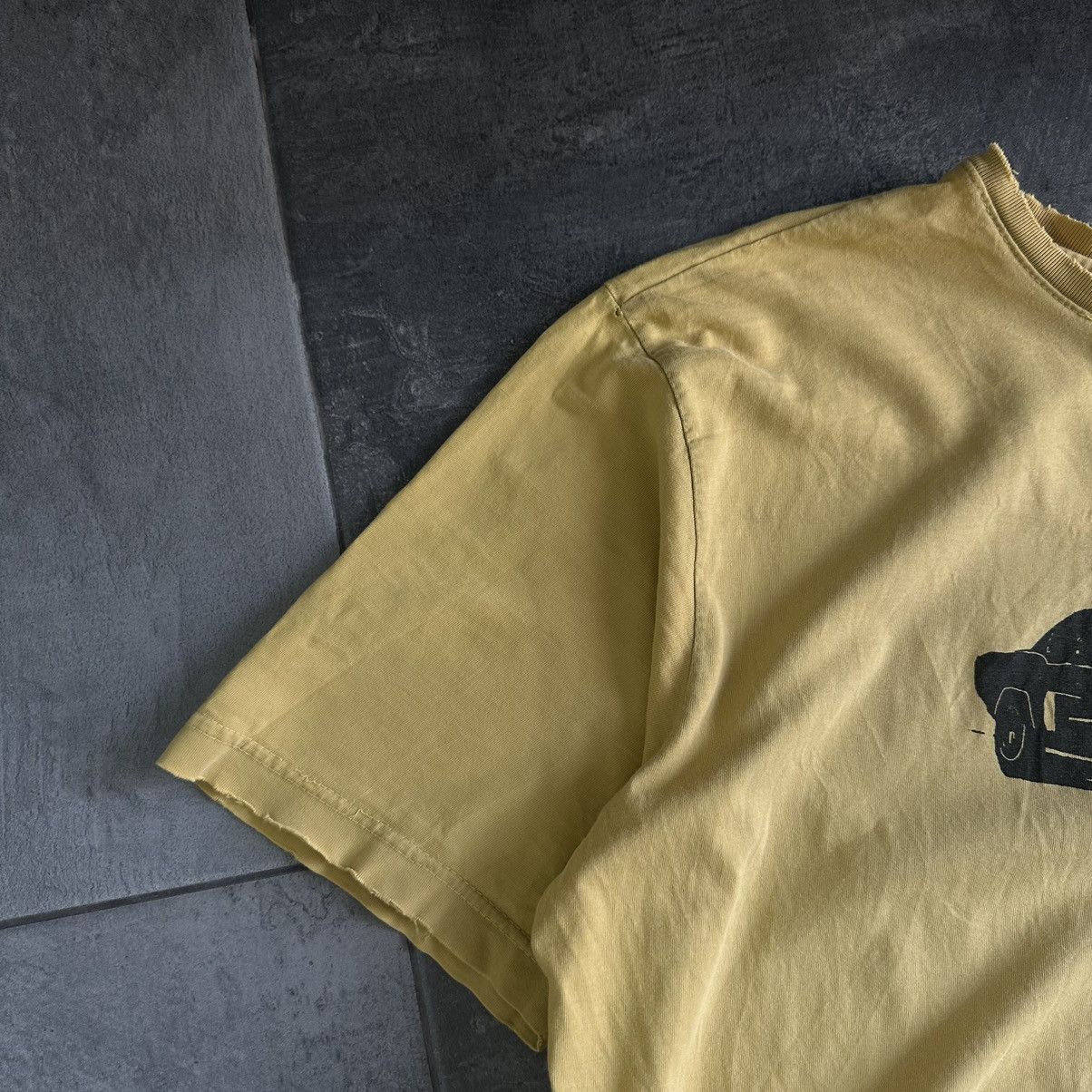 Japanese Brand × Vintage Vintage Japanese Style Drift Car T-shirts Big Logo Used Y2K Size US L / EU 52-54 / 3 - 6 Thumbnail