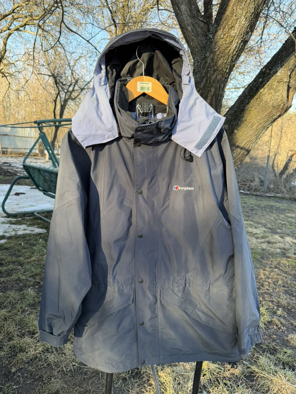 Berghaus Berghaus Gore-Tex jacket Size US L / EU 52-54 / 3 - 1 Thumbnail