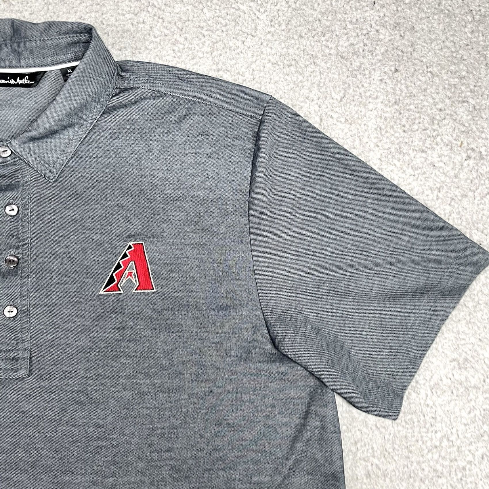 TravisMathew Travis Mathew Polo Shirt Mens XL Gray Arizona Diamondbacks Golf Short Sleeve Collared Button Embroidered Logo - MLB Logo, All Seasons, Stretch Shirt Size US XL / EU 56 / 4 - 4 Thumbnail