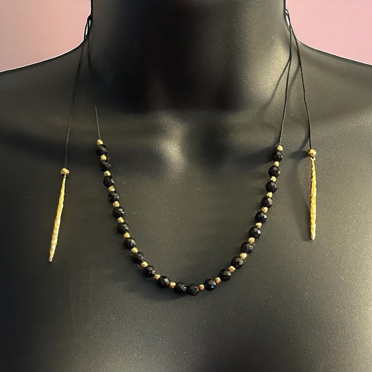Other Black and gold glass bead adjustable pull cord necklace Size ONE SIZE - 1 Thumbnail