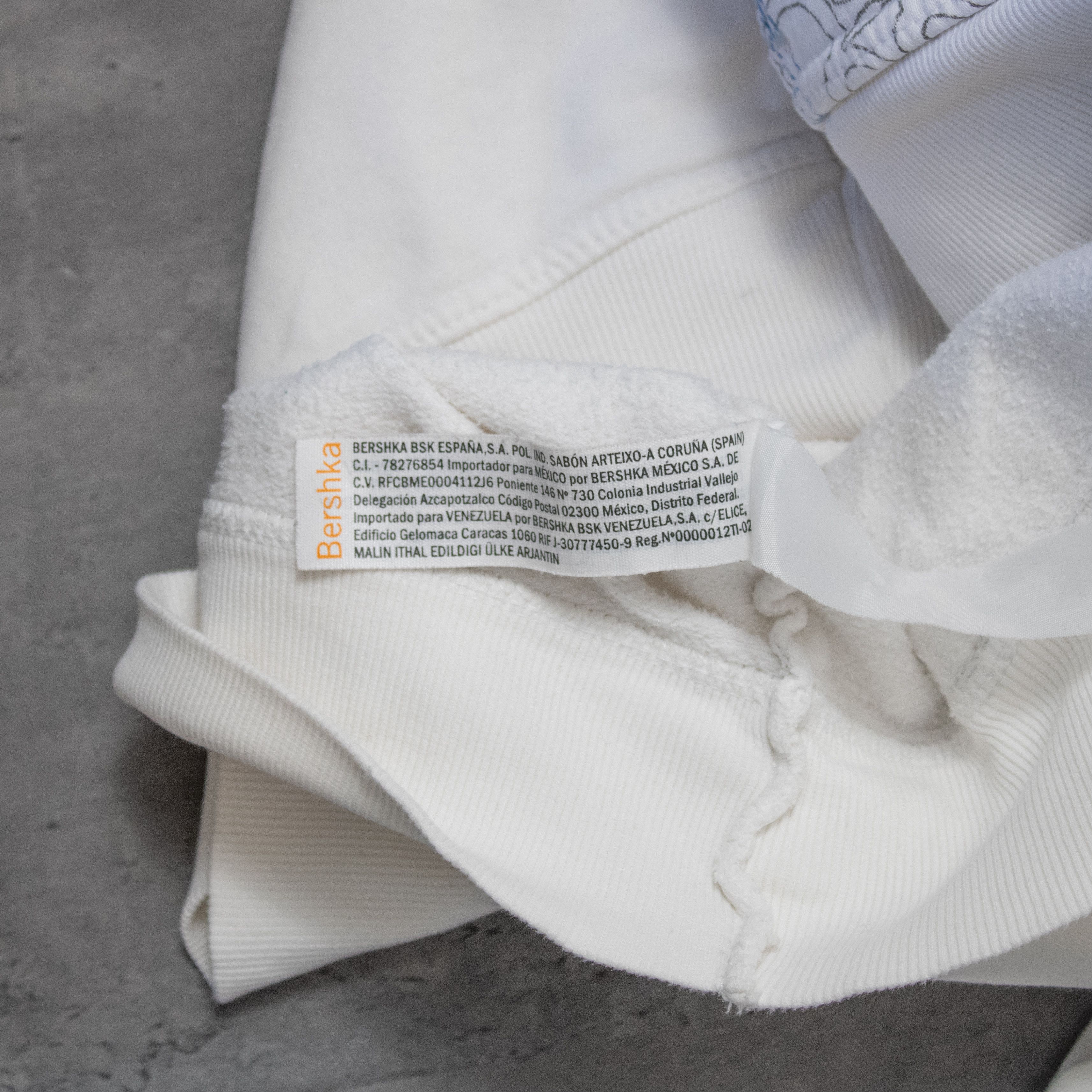 Japanese Brand Y2K 2000's 00's Headphone AOP White Hoodie Sweater Size US M / EU 48-50 / 2 - 8 Thumbnail
