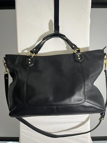 Coach Stylish Black coach Leather Handbag with Gold Accents Size ONE SIZE - 3 Thumbnail