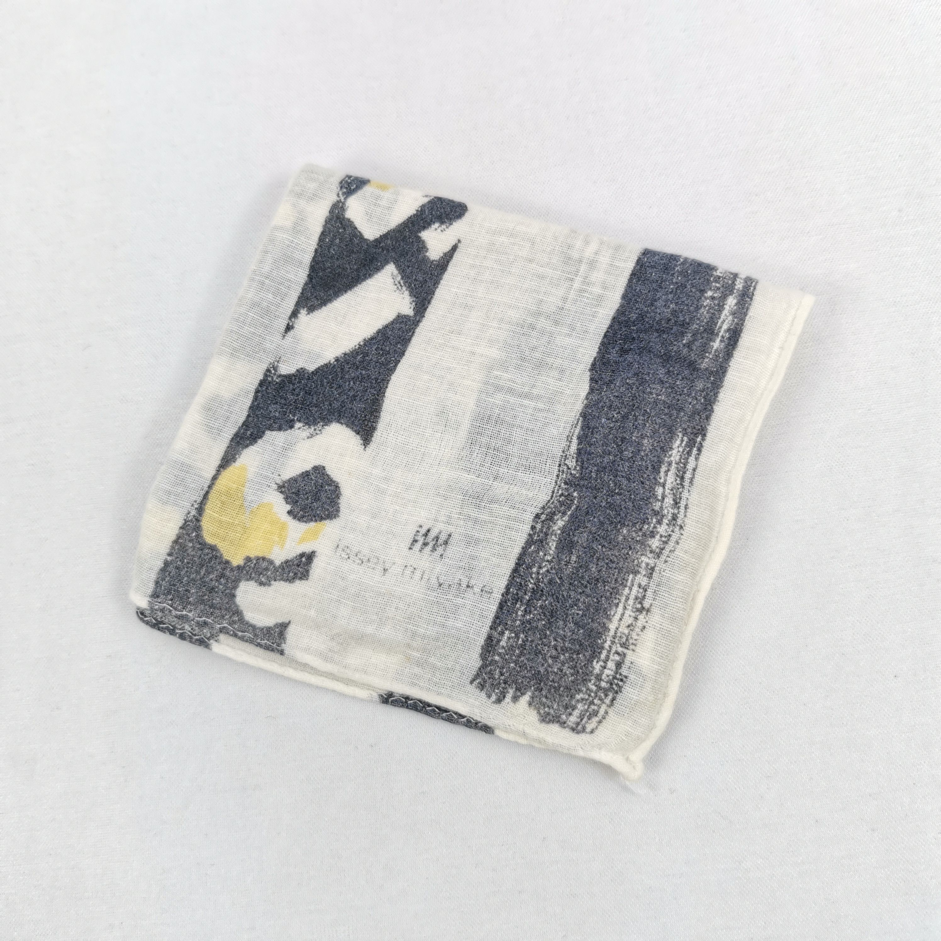 Issey Miyake Vintage Issey Miyake Handkerchief 56789 Size ONE SIZE - 4 Thumbnail