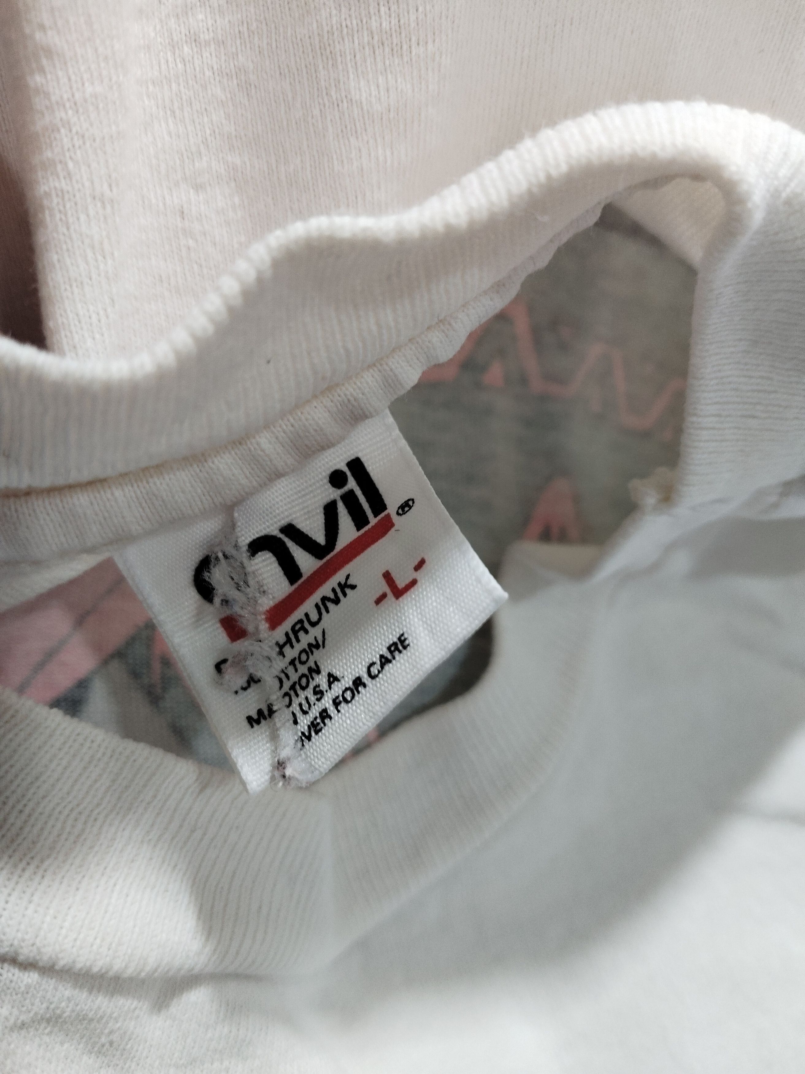 Anvil × Vintage Vintage 90s Best Friend Apache Tshirt Size US L / EU 52-54 / 3 - 5 Thumbnail