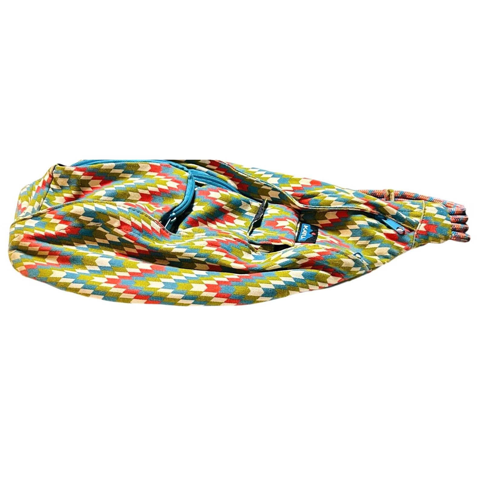 KAVU KAVU Rope Bag Original Cotton Shoulder Crossbody Sling Backpack Garden Tile Crossbody Bag Womens Medium Multicolor Chevron Pattern Size ONE SIZE - 7 Thumbnail