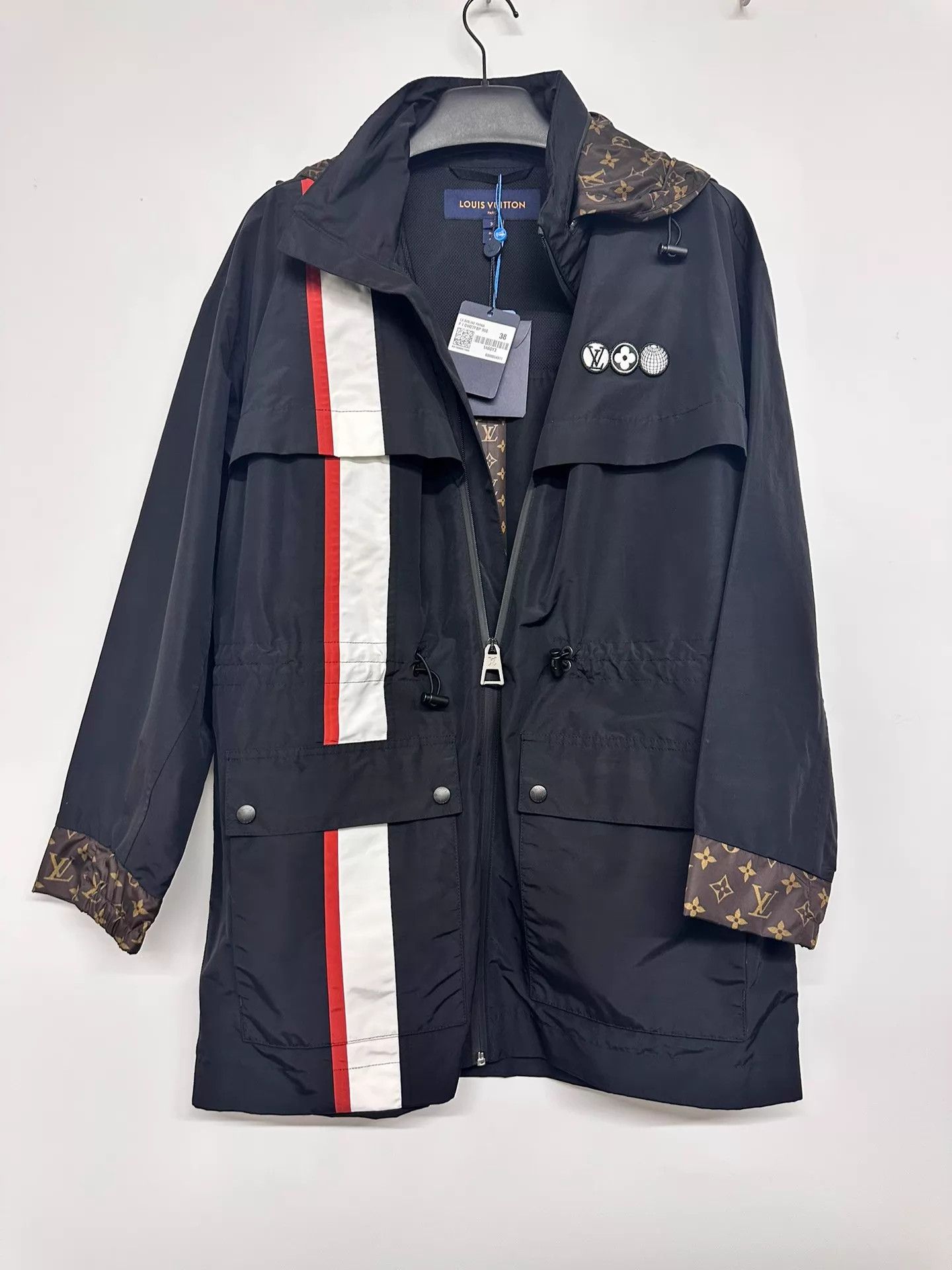 Louis Vuitton LV new with tags 38 women's jacket (58/124/81/56) Size S / US 4 / IT 40 - 1 Thumbnail