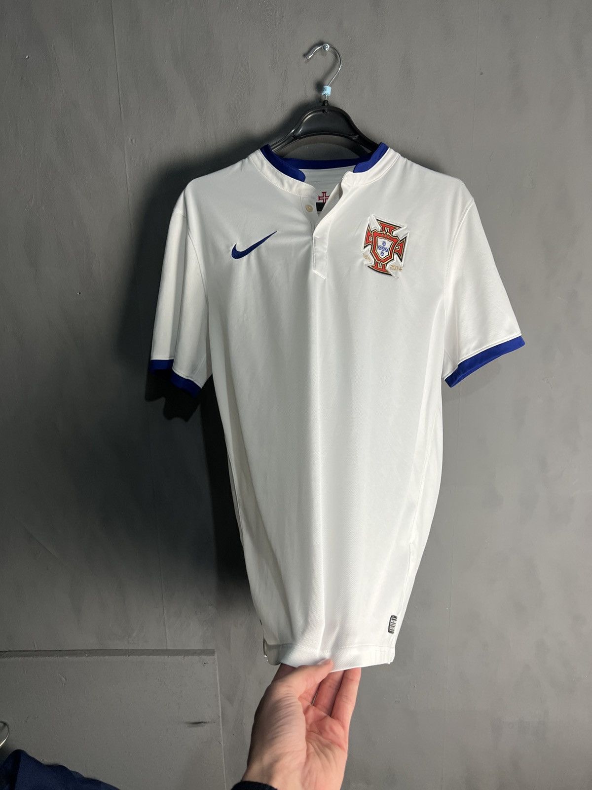 Nike Nike Portugal 2014 Soccer Jersey Tee T Shirt Size M Size US M / EU 48-50 / 2 - 2 Thumbnail