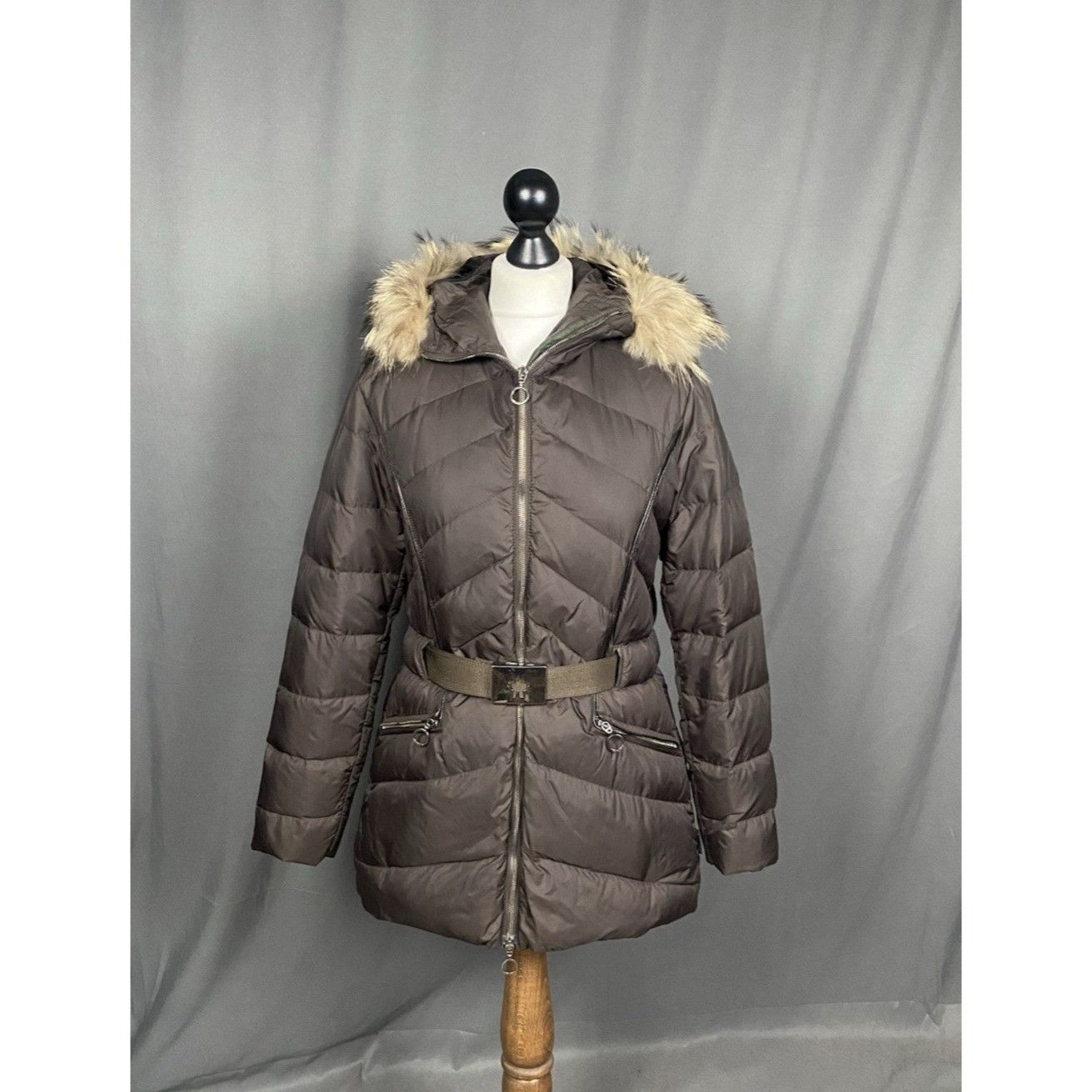 Moncler Moncler Durrure Women's Brown Belted Down Insulated Puffer P Size M / US 6-8 / IT 42-44 - 1 Thumbnail