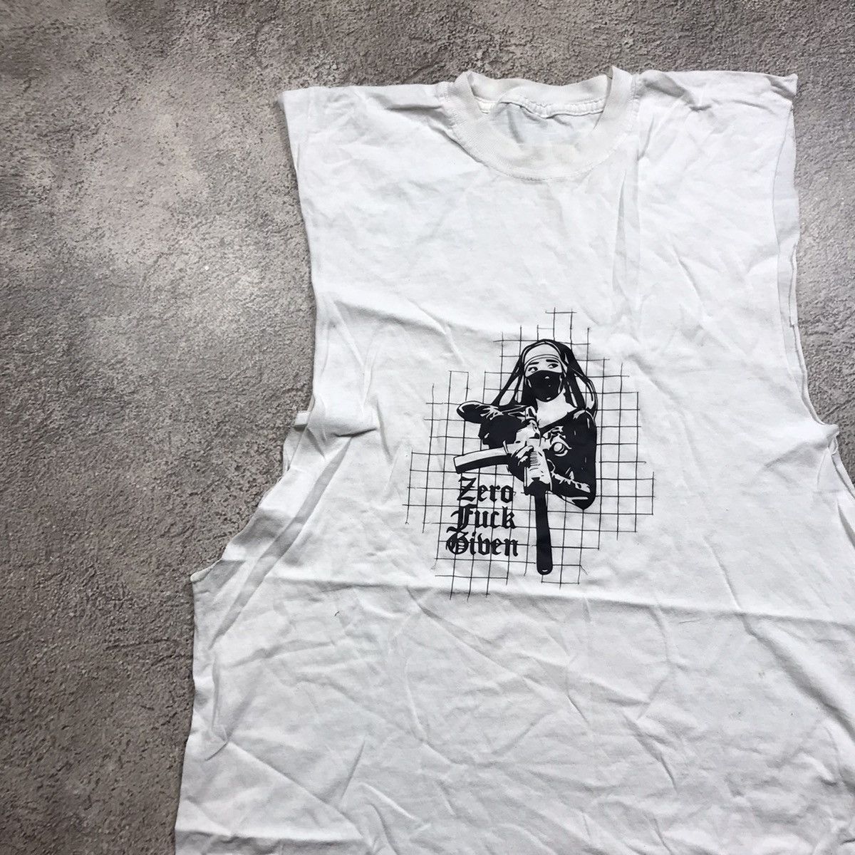 Vintage Vintage 90s Graphic Tank Top Y2K Grunge Streetwear Boxy L Size US L / EU 52-54 / 3 - 2 Thumbnail