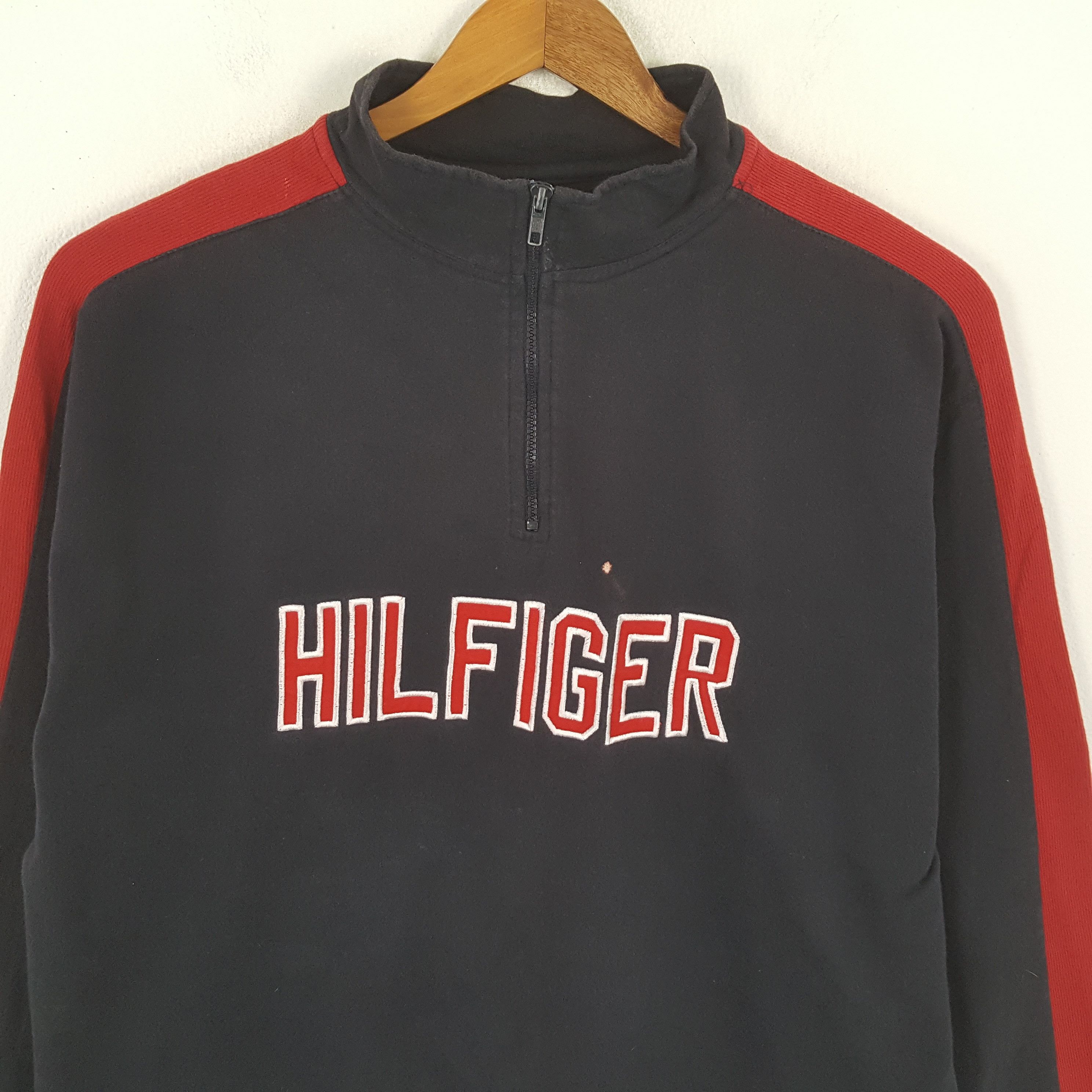 Tommy Hilfiger × Tommy Jeans × Vintage Vintage TOMMY HILFIGER Streetwear Skateboard Sweatshirt Size US XL / EU 56 / 4 - 2 Thumbnail