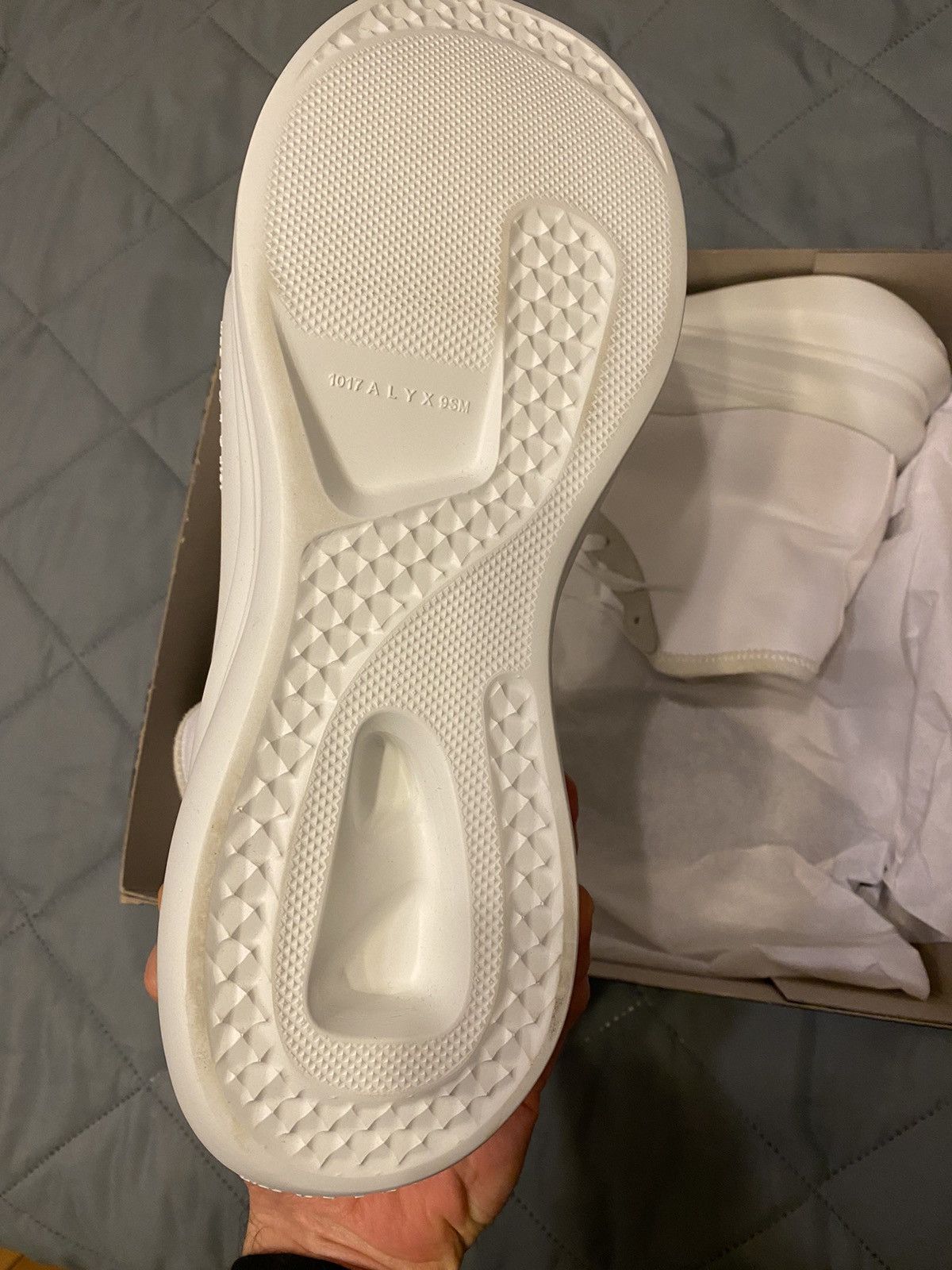 1017 ALYX 9SM Aria white high sneakers Size US 9 / EU 42 - 4 Thumbnail