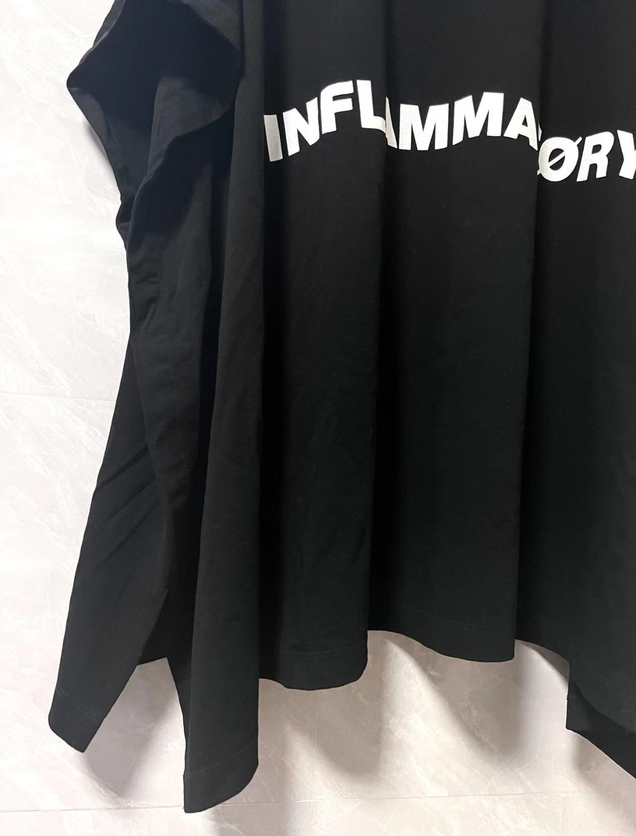 Julius Julius_7 sub line Nilos printed flag T-shirt 2412-Nextarrow Size US S / EU 44-46 / 1 - 2 Thumbnail