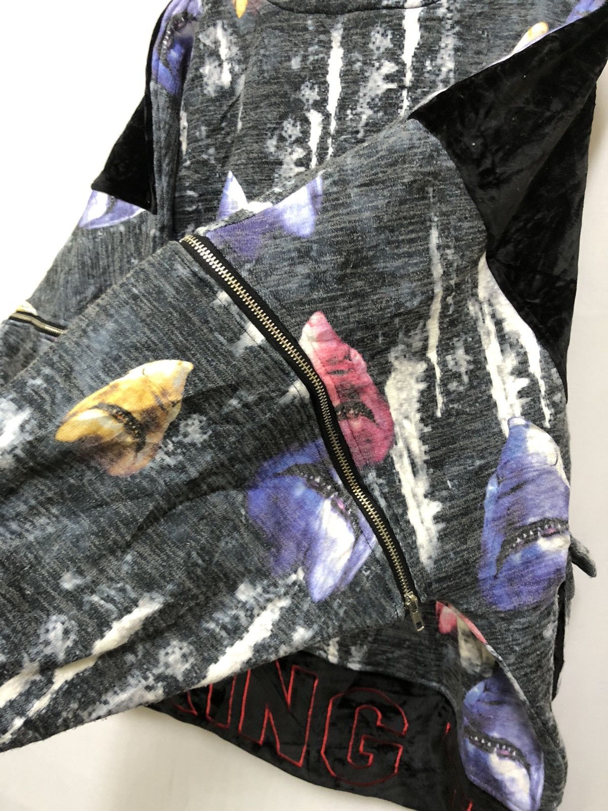 Japanese Brand SMOKING TIME ‘SHARK’ Size US L / EU 52-54 / 3 - 12 Thumbnail
