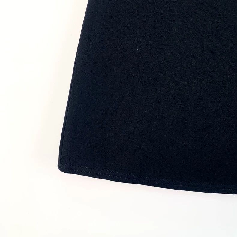 Louis Vuitton Louis Vuitton Casual wool skirt with gold buttons in black Size 37" - 4 Thumbnail