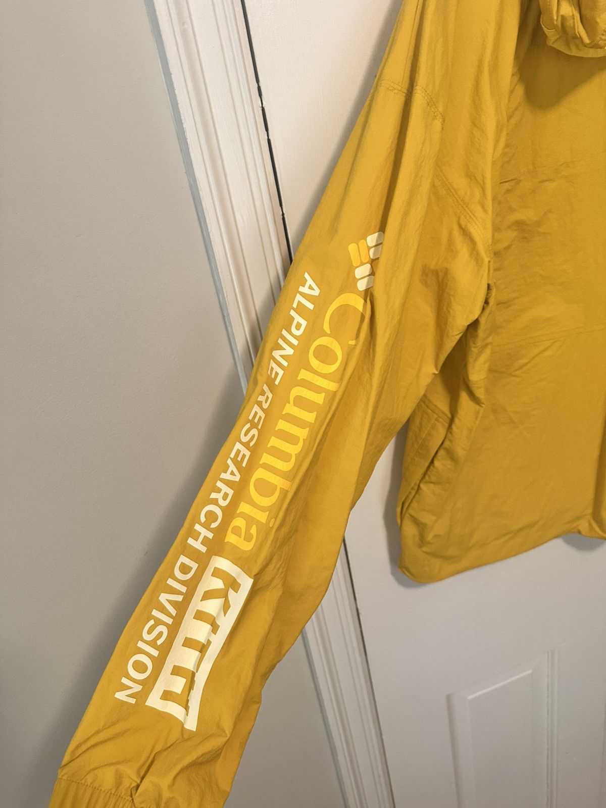 Columbia × Kith Wind Anorak Size US M / EU 48-50 / 2 - 4 Thumbnail