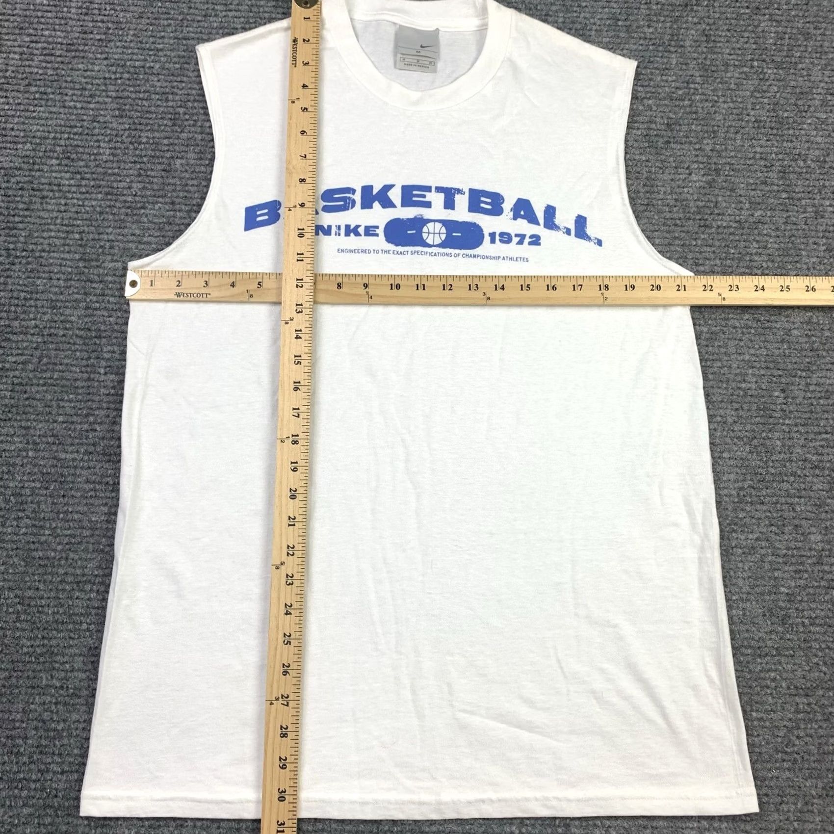 Nike VINTAGE Nike Basketball Tank Top Mens Medium White Sleeveless Athletic Shirt Size US M / EU 48-50 / 2 - 4 Thumbnail
