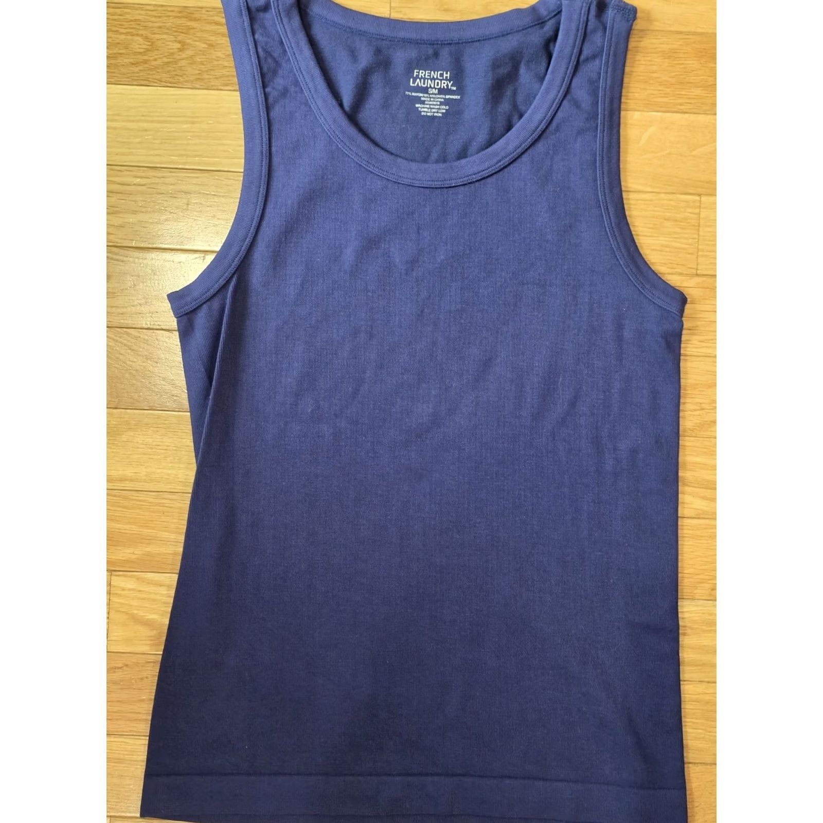 Vintage FRENCH LAUNDRY Tank Top Shirt Womens Small Blue Ribbed Scoop Neck Nylon Spandex Lightweight Knit Sleeveless Casual Travel Short Sleeve-less? Size S / US 4 / IT 40 - 2 Thumbnail