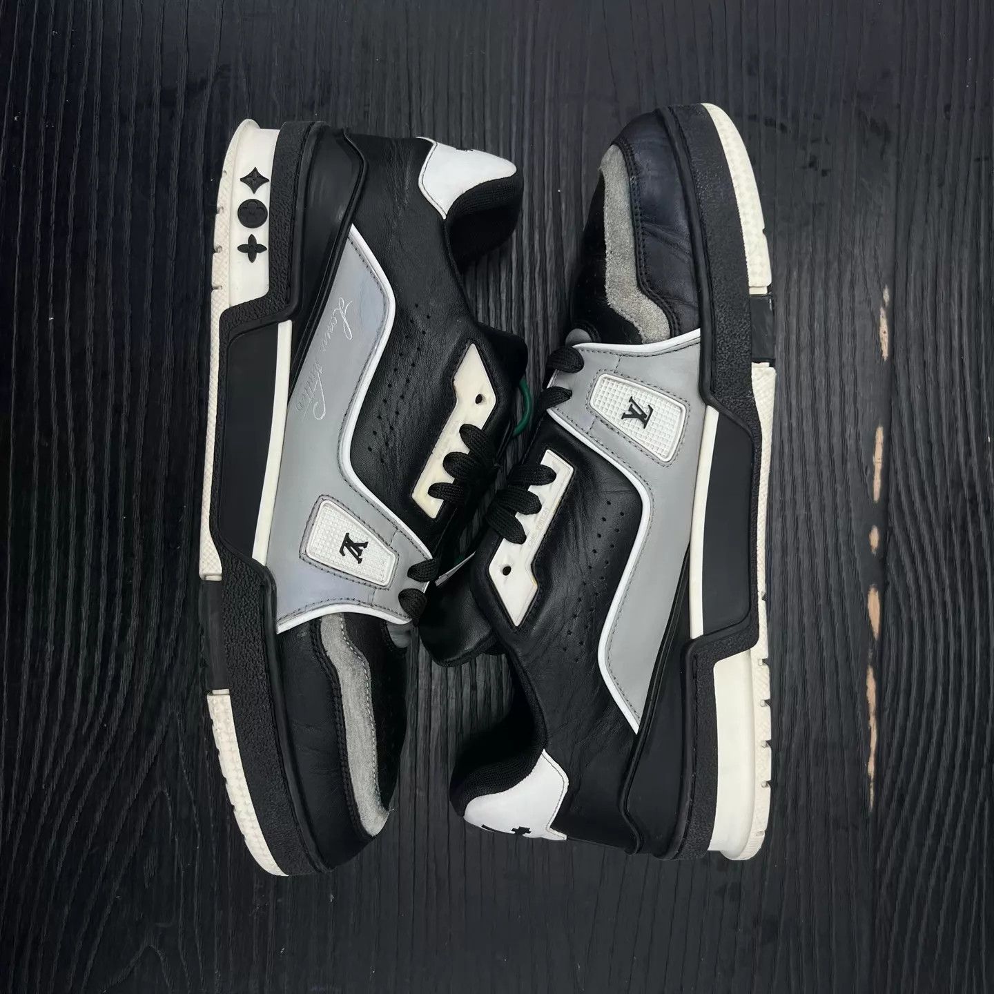 Louis Vuitton LV Trainer Black Cement US7/EUR41 Original Box Size US 8 / EU 41 - 4 Thumbnail