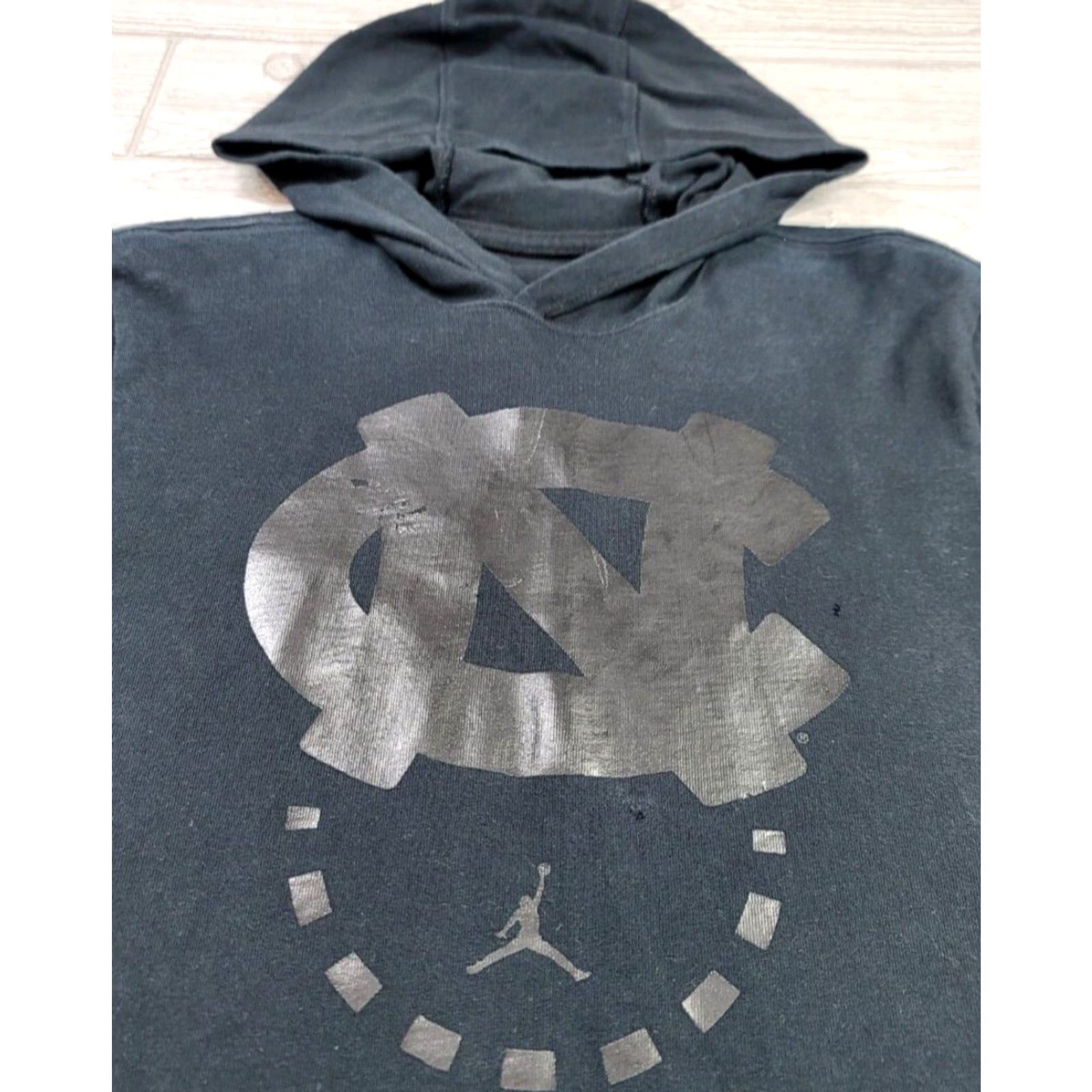 Nike VINTAGE Nike Jordan Black Short Sleeve Hooded Sweatshirt Shooting Nike Tee UNC Sz M Size US M / EU 48-50 / 2 - 4 Thumbnail